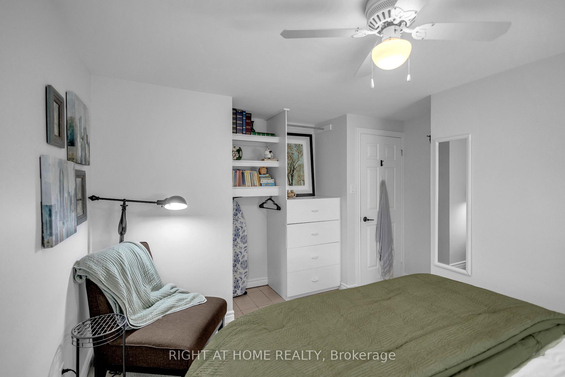 Photo 21 of 1432 Dewbourne Crescent, Burlington, Palmer — HOMEH