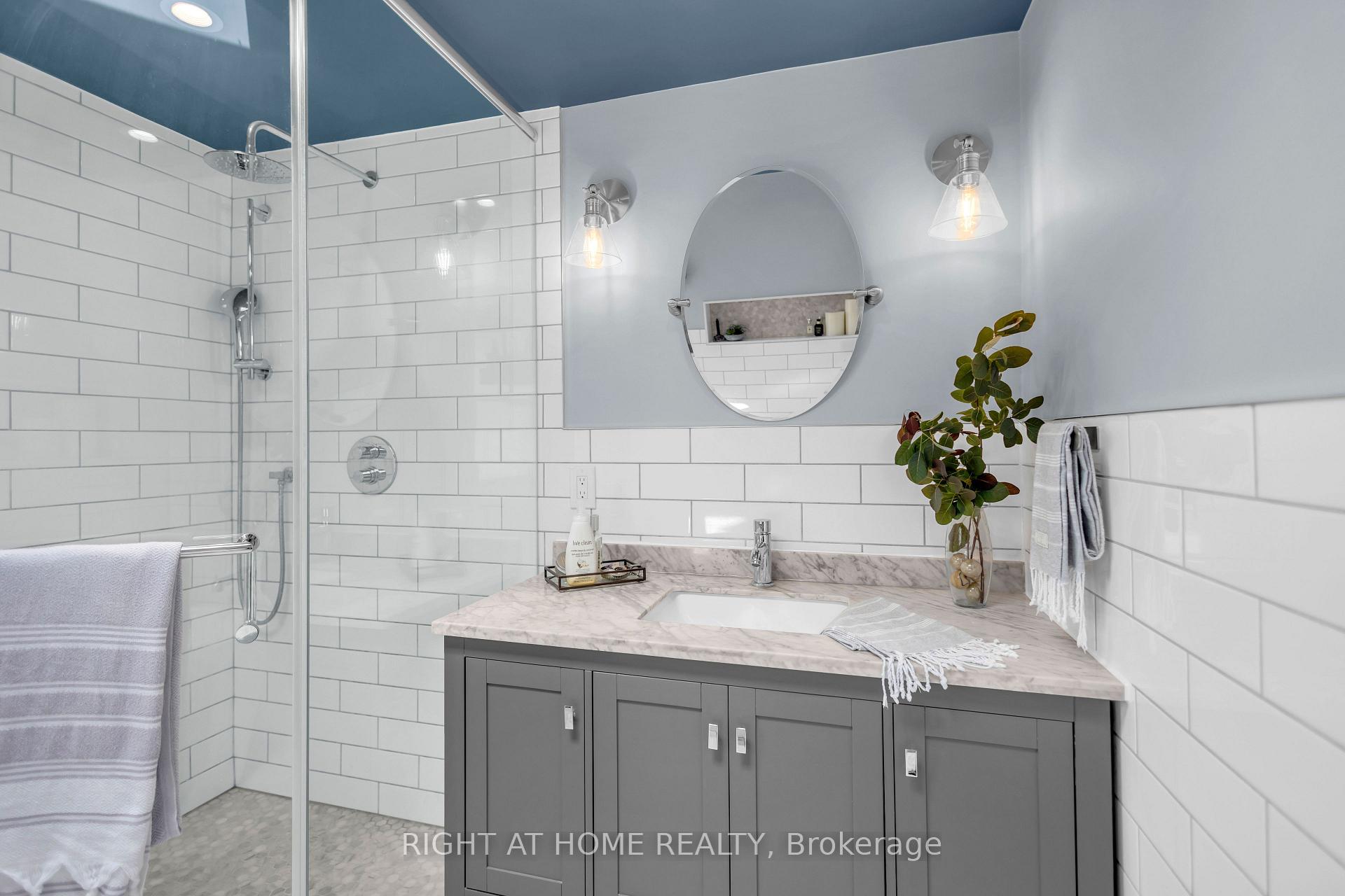 Photo 26 of 1432 Dewbourne Crescent, Burlington, Palmer — HOMEH
