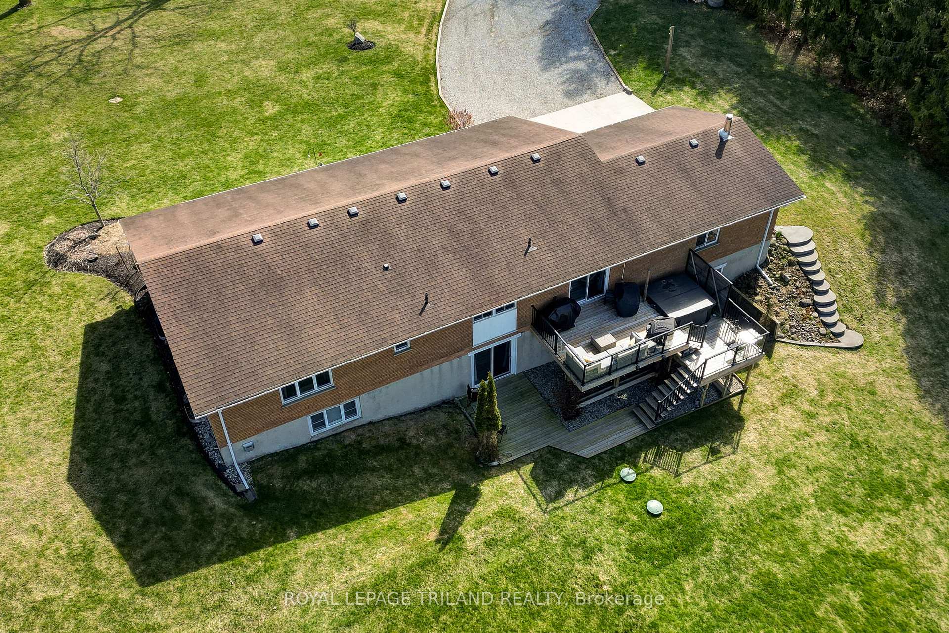 Photo 47 of 46930 Sparta Line, Central Elgin, Rural Central Elgin — HOMEH