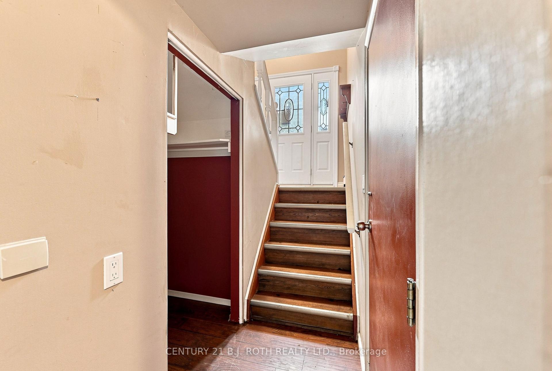 Photo 19 of 195 North Street E, Orillia — HOMEH
