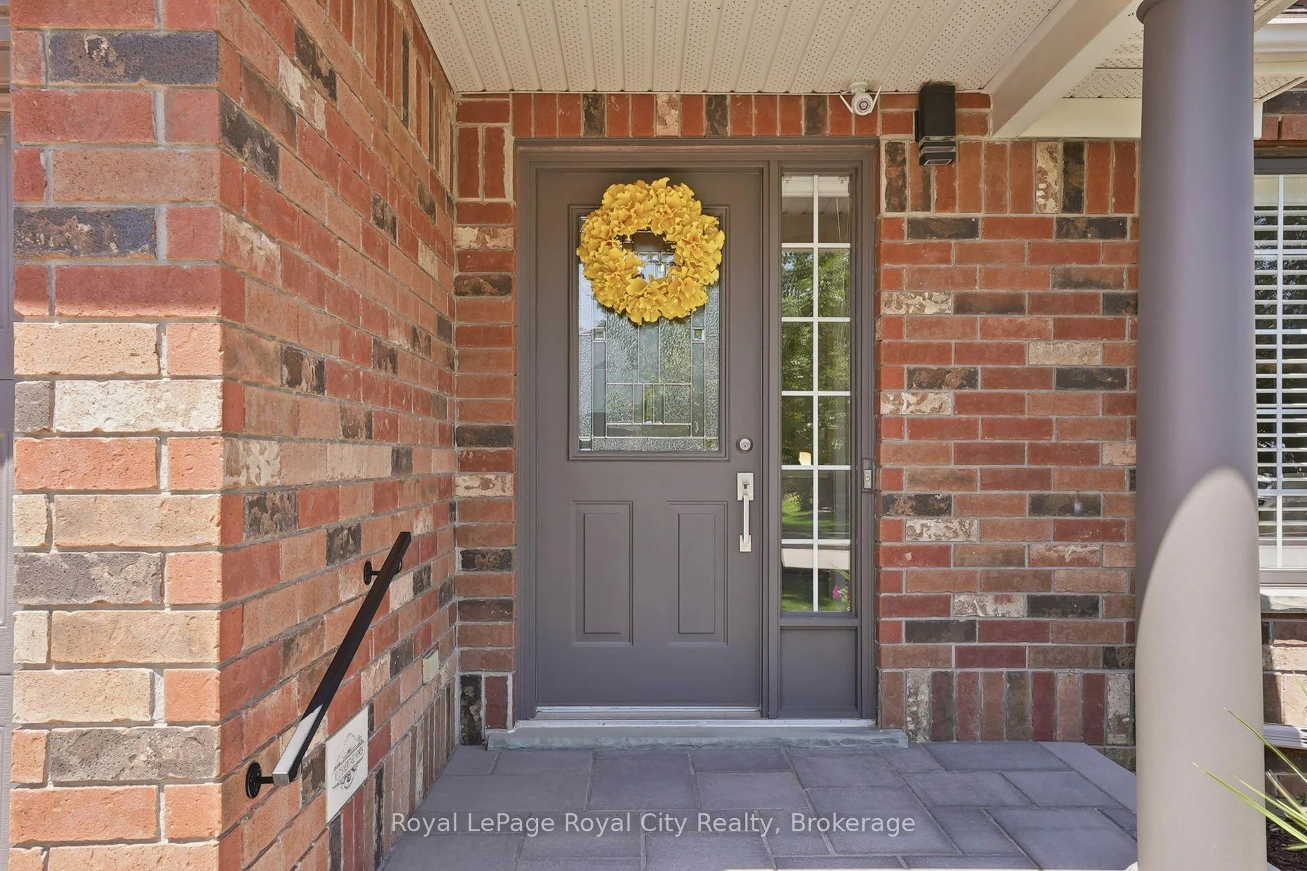 Photo 12 of 20 Peer Drive, Guelph, Kortright Hills — HOMEH