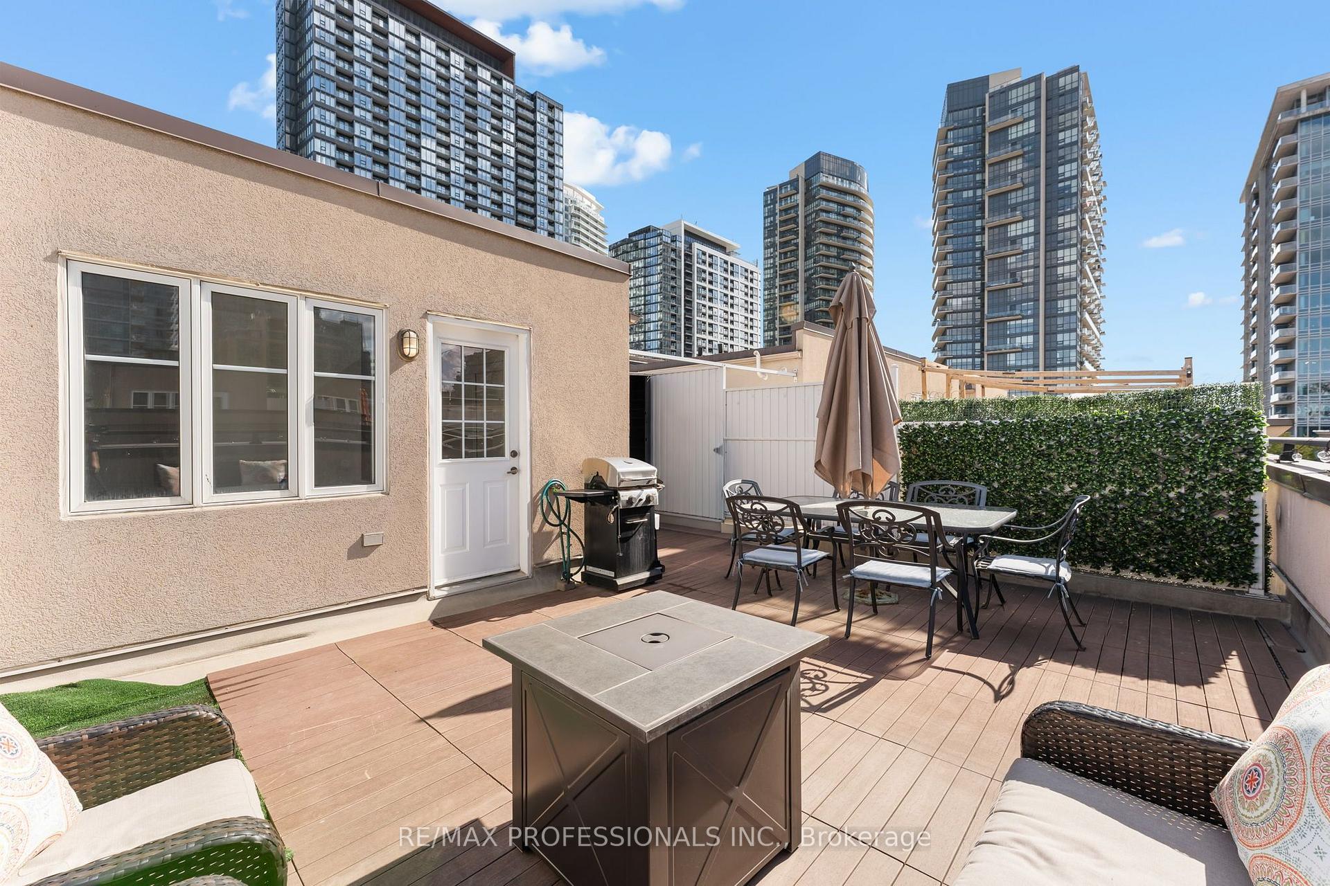 Photo 17 of Unit 439, 34 Western Battery Road, Toronto, Niagara — HOMEH