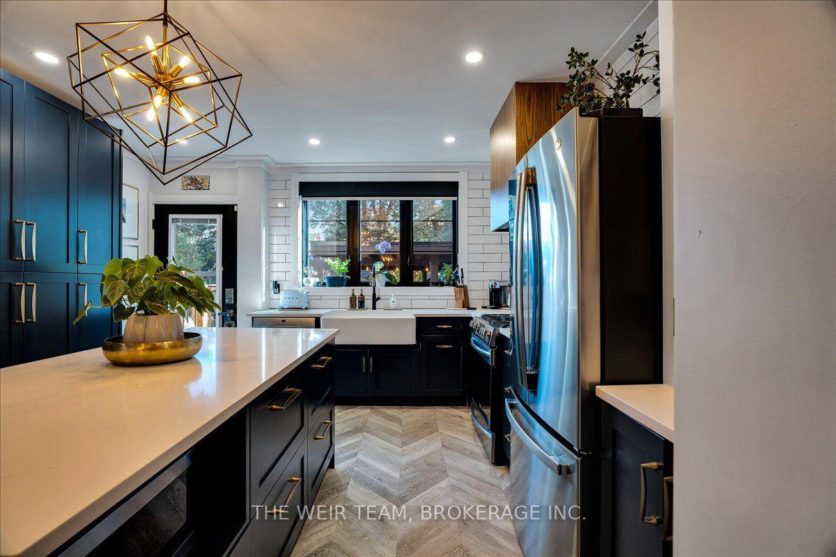 Photo 7 of 13 Amroth Avenue, Toronto, East End-Danforth — HOMEH
