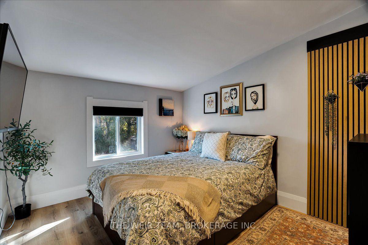 Photo 15 of 13 Amroth Avenue, Toronto, East End-Danforth — HOMEH