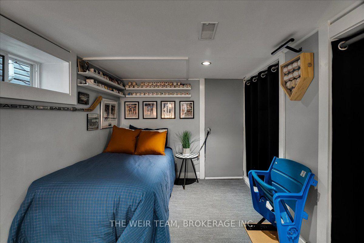 Photo 19 of 13 Amroth Avenue, Toronto, East End-Danforth — HOMEH