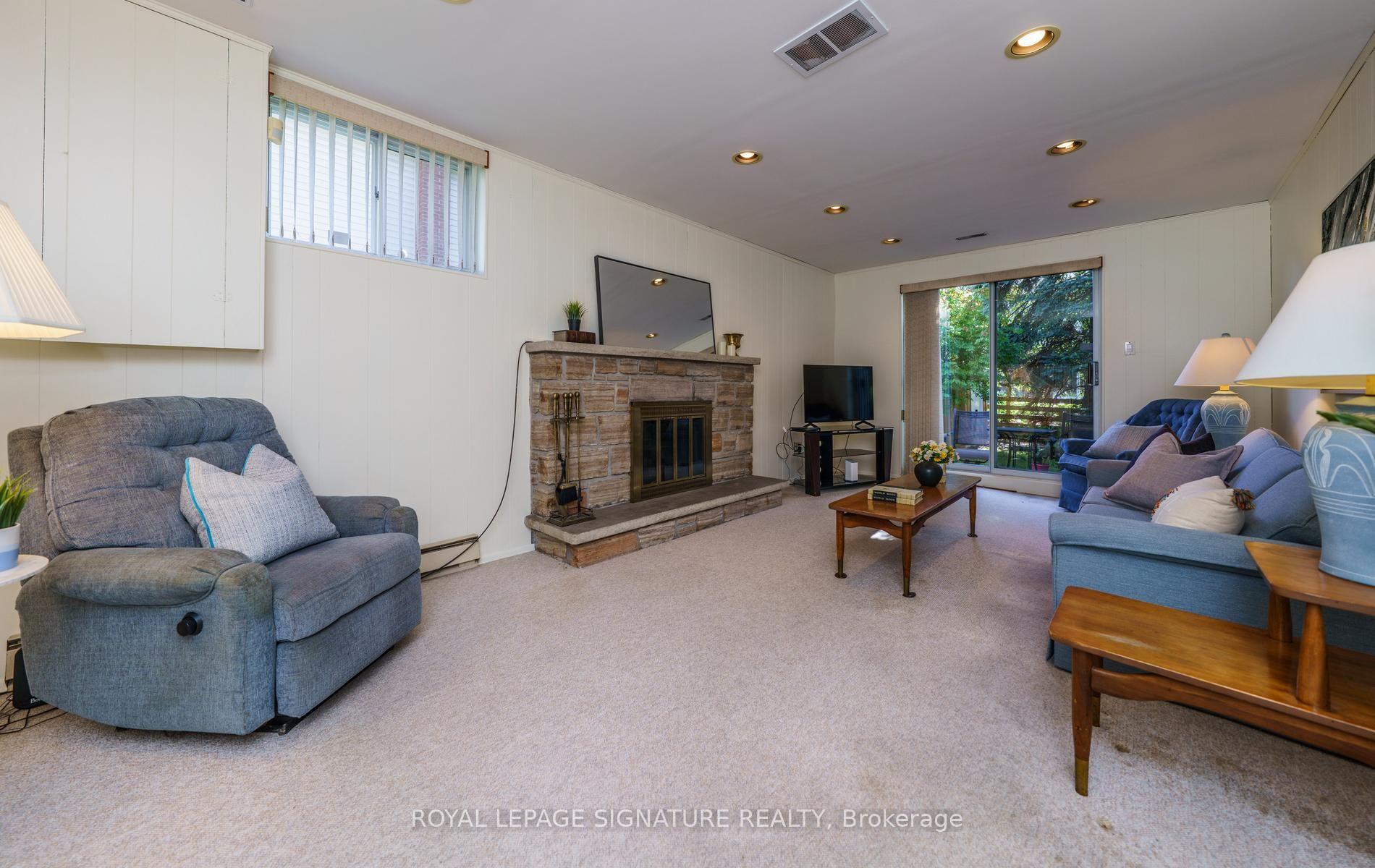 Photo 16 of 29 Fluellen Drive, Scarborough, L'Amoreaux — HOMEH