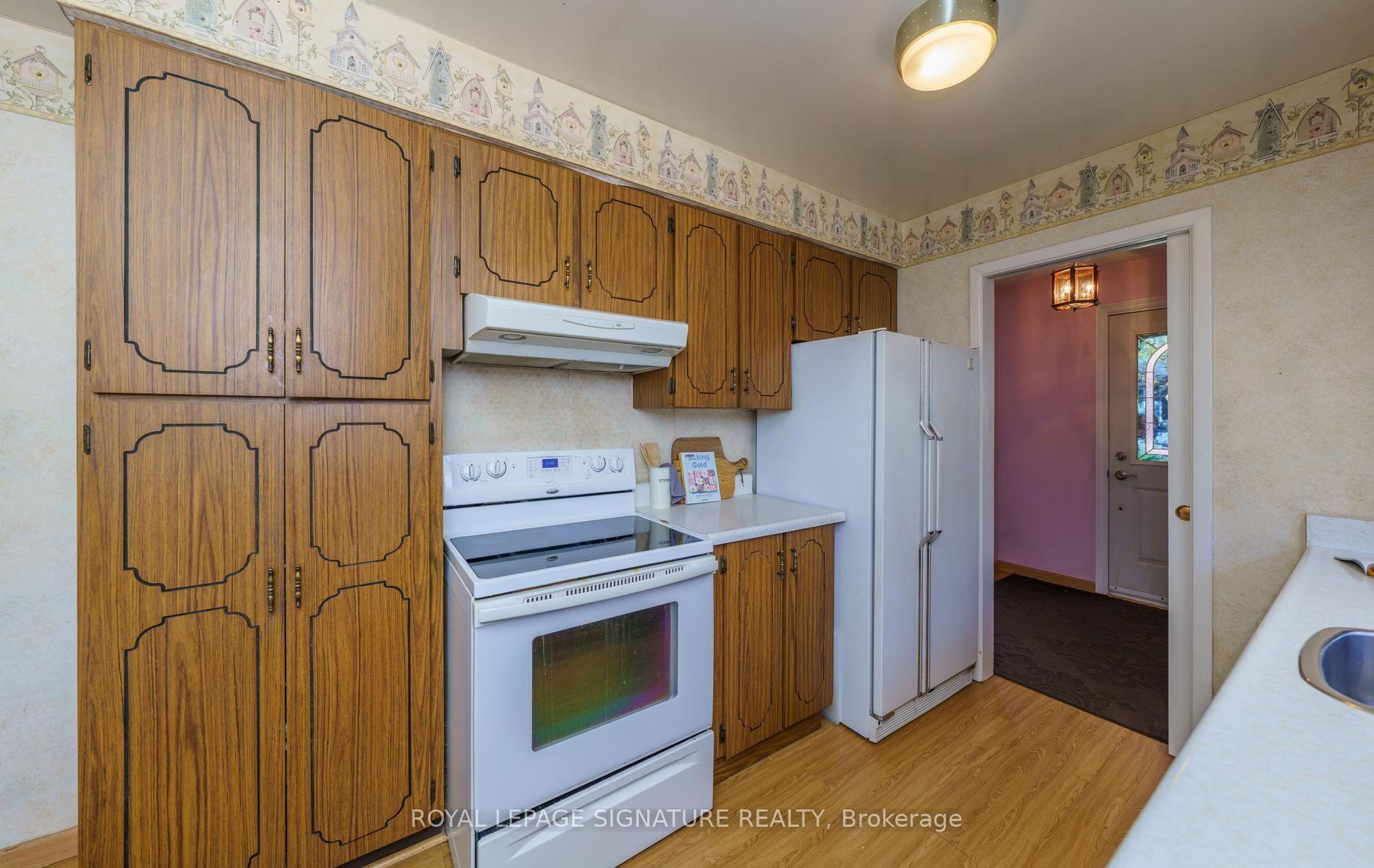 Photo 22 of 29 Fluellen Drive, Scarborough, L'Amoreaux — HOMEH