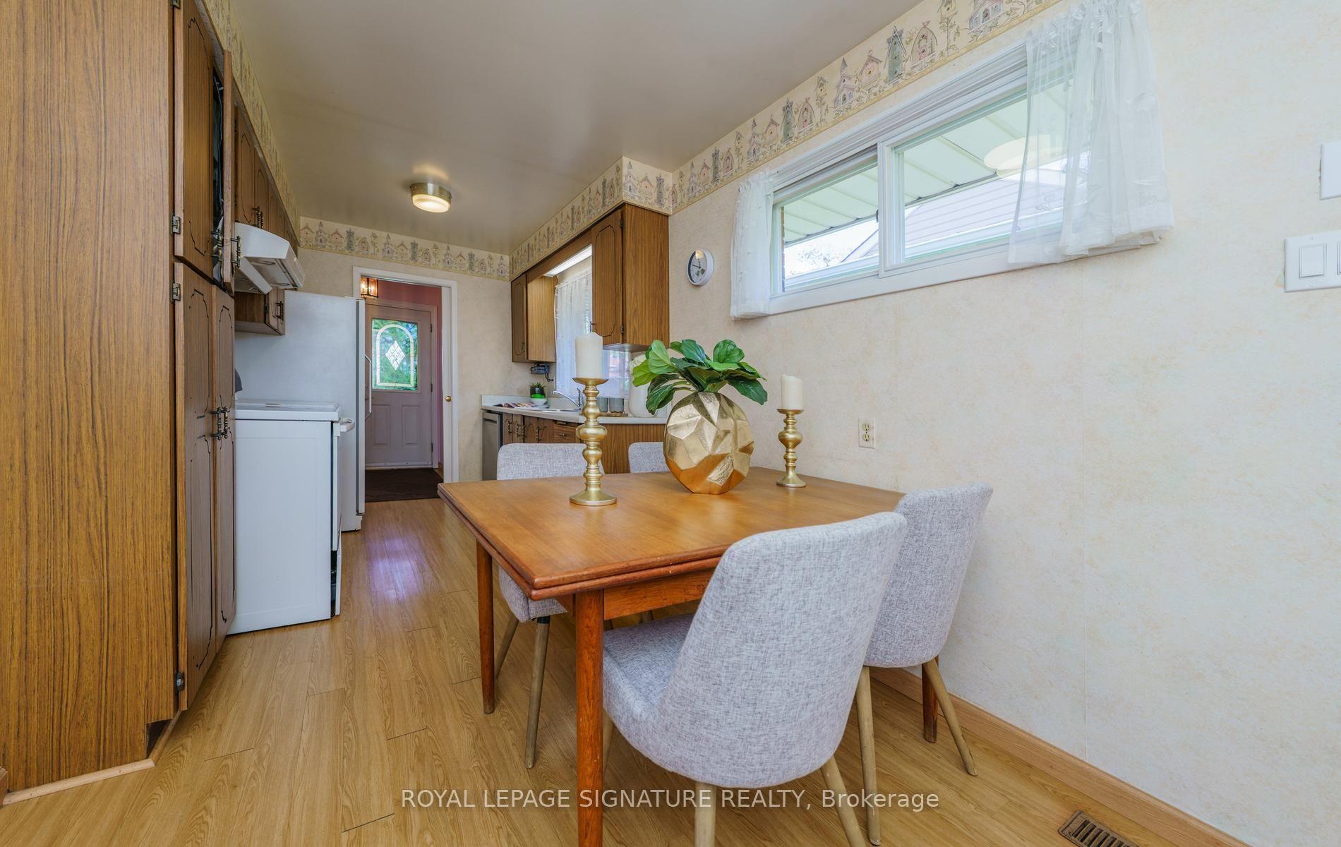 Photo 25 of 29 Fluellen Drive, Scarborough, L'Amoreaux — HOMEH