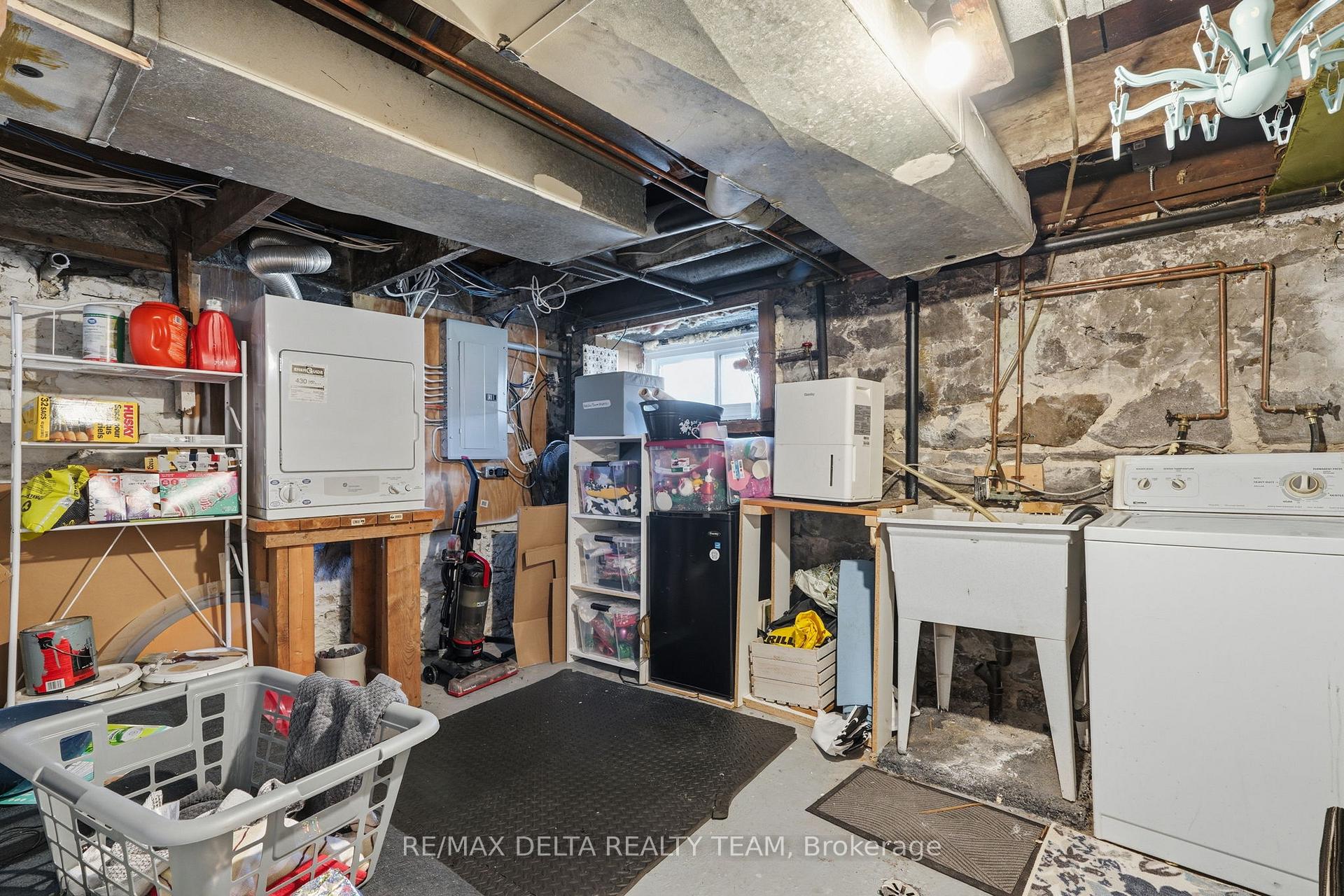 Photo 21 of 181 Goulburn Avenue, Ottawa, Sandy Hill — HOMEH