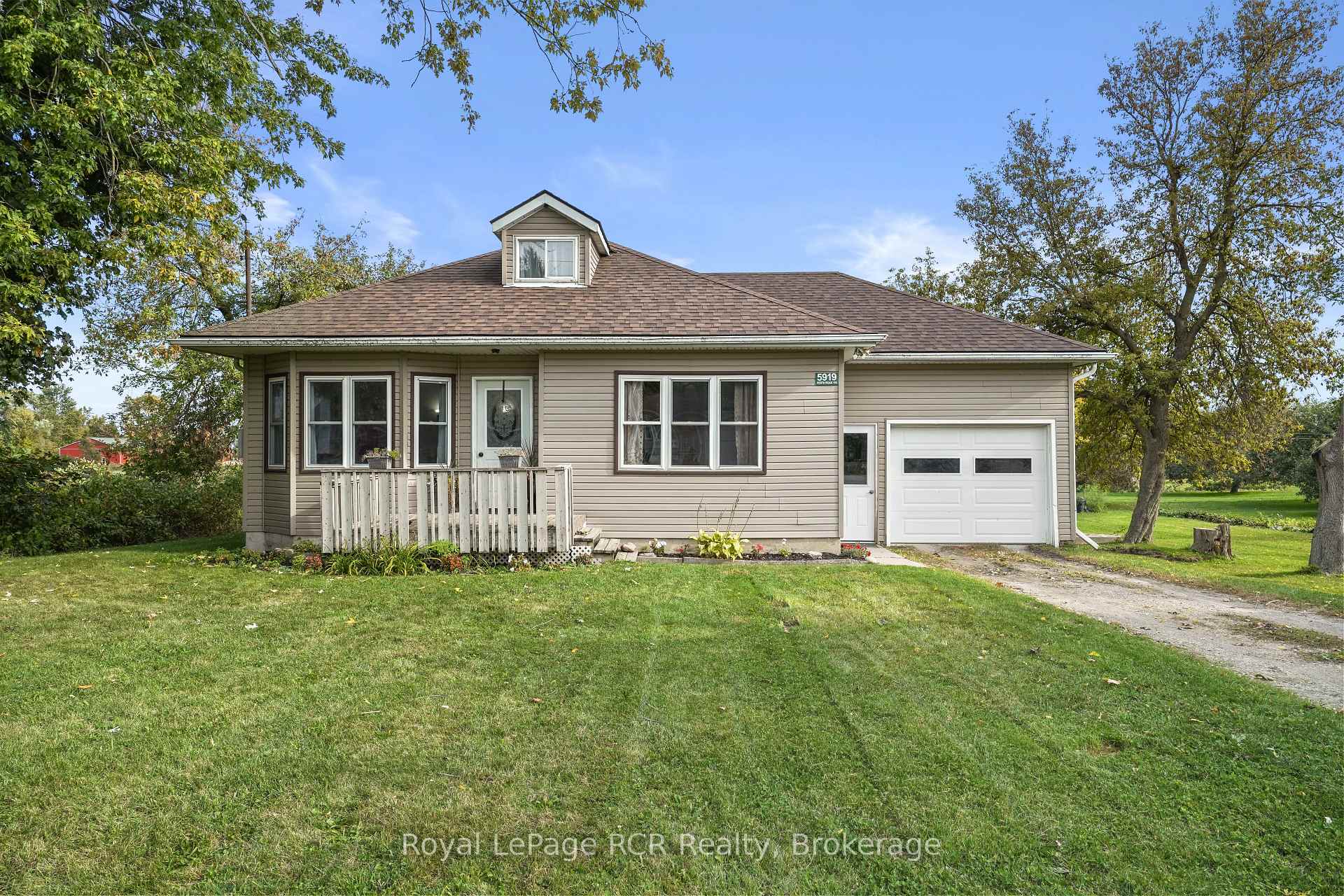 Photo 2 of 5919 Road 119, Perth East, Ellice — HOMEH