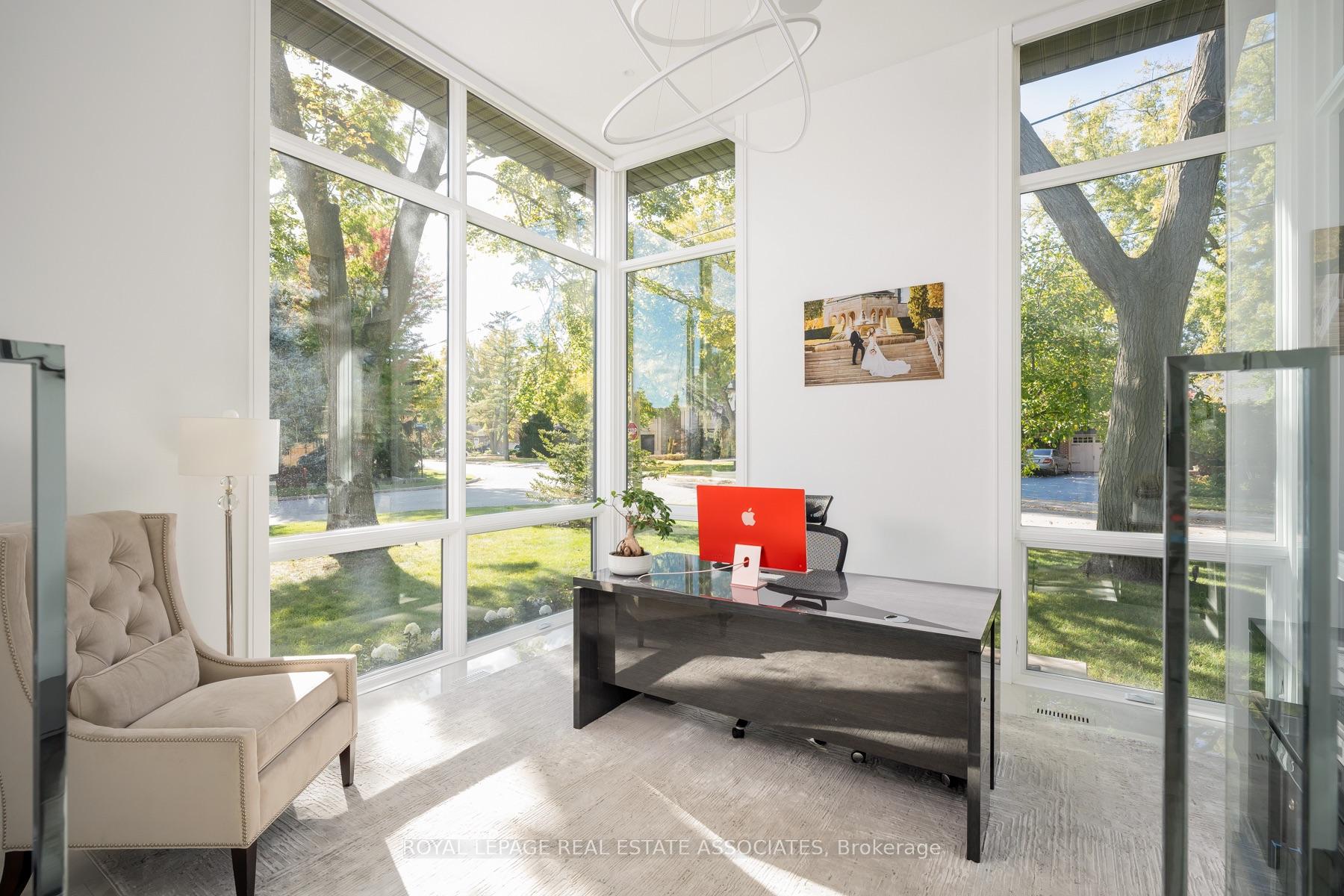 Photo 4 of 1589 Glenhill Crescent, Mississauga, Lorne Park — HOMEH