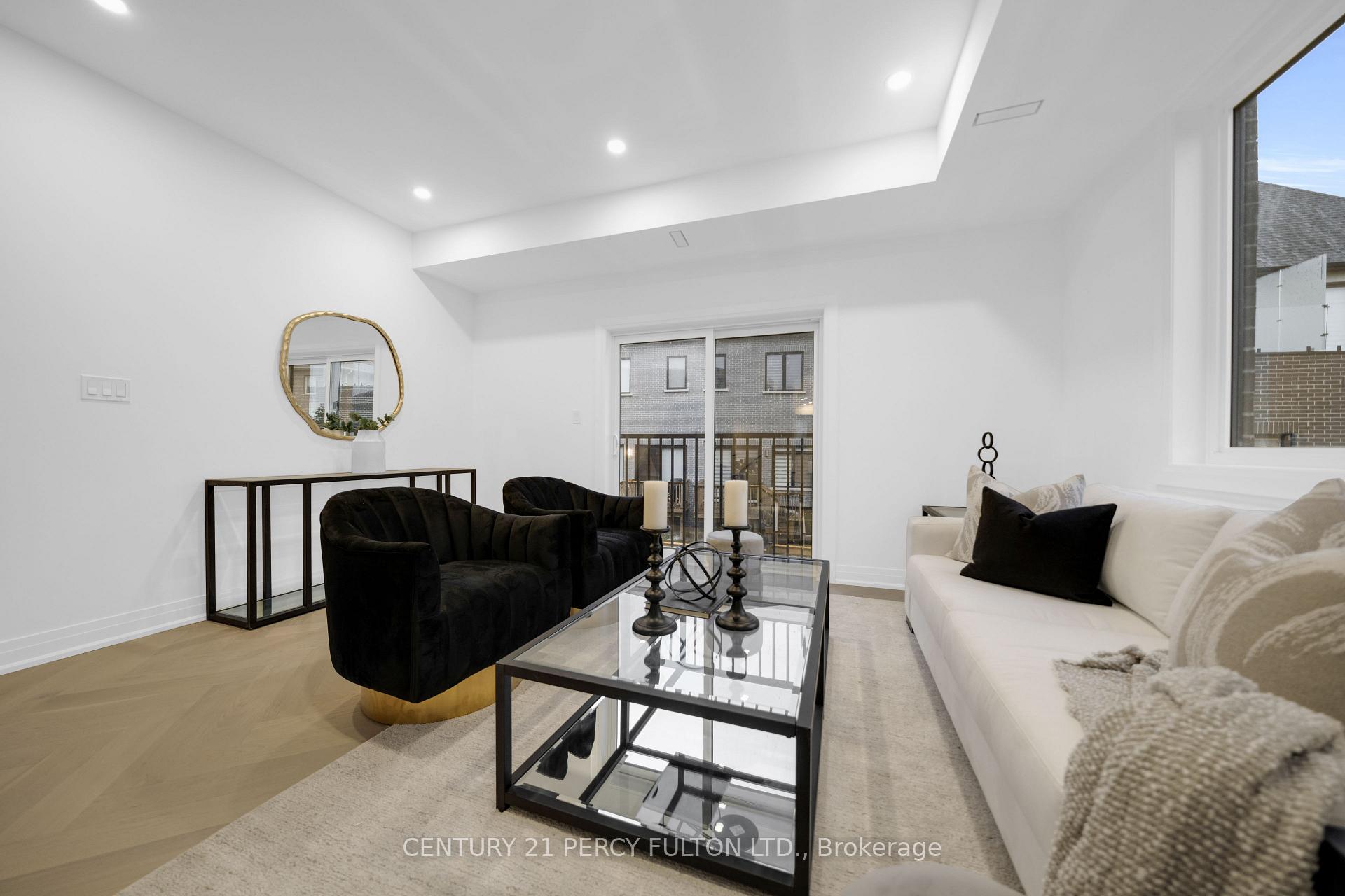 Photo 11 of Unit 6, 6635 Clock Court, Mississauga, Meadowvale — HOMEH