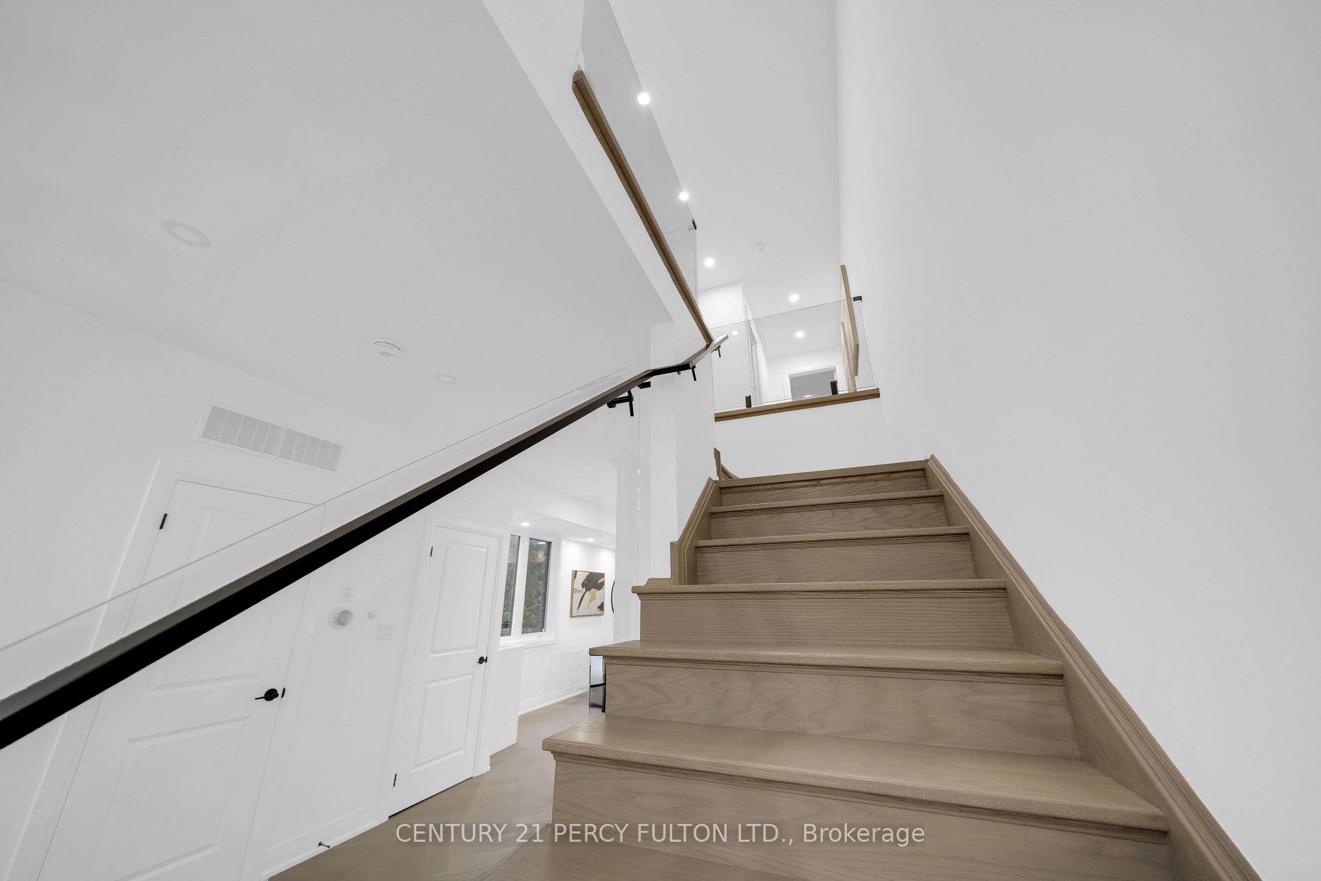 Photo 21 of Unit 6, 6635 Clock Court, Mississauga, Meadowvale — HOMEH