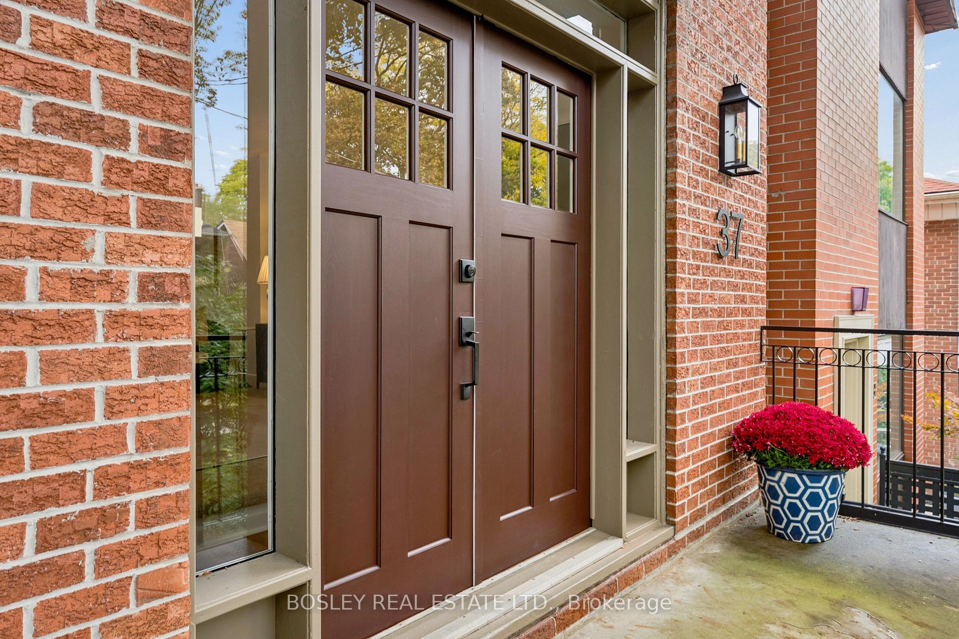 Photo 3 of 37 Hillsview Avenue, Toronto, High Park North — HOMEH
