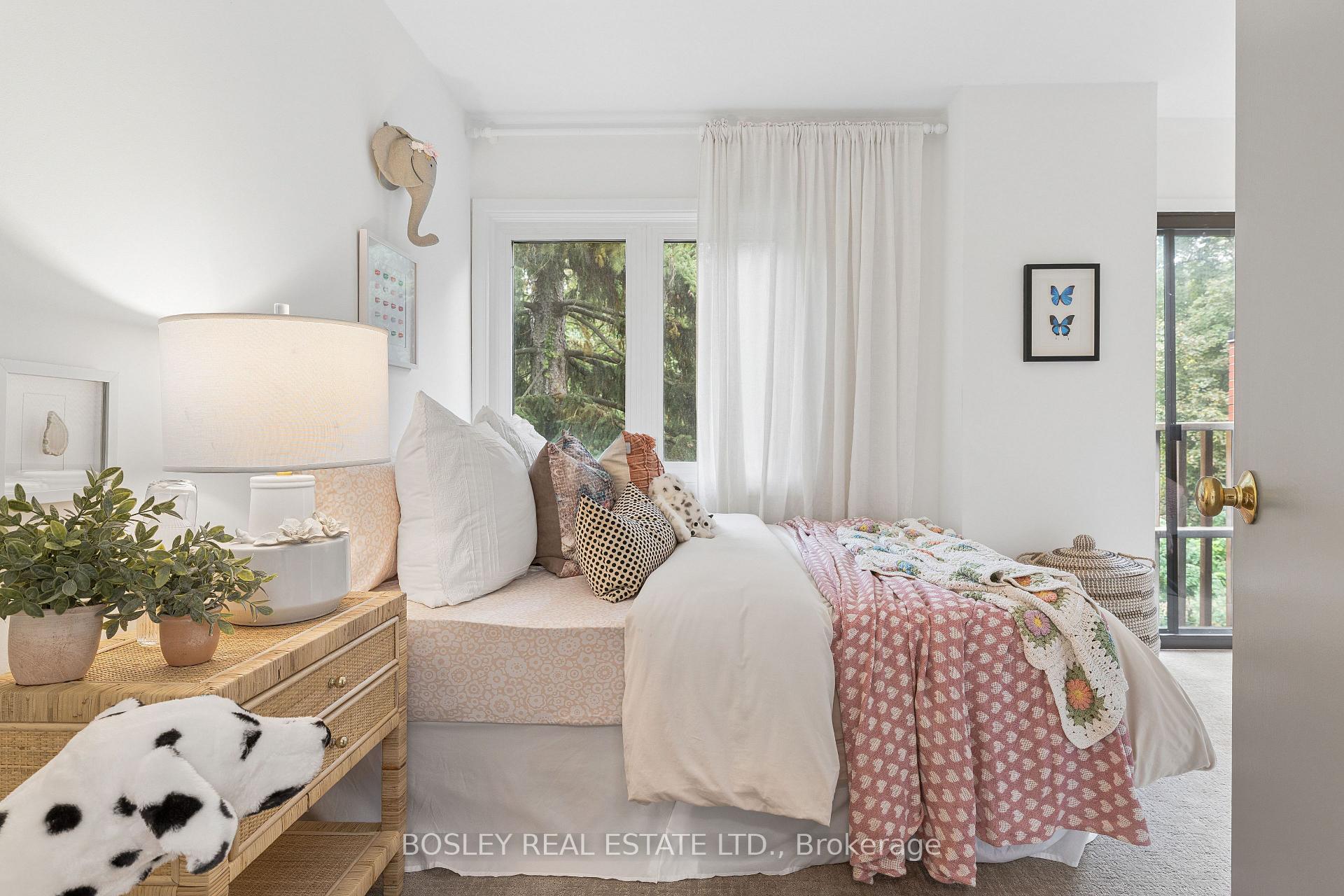 Photo 13 of 37 Hillsview Avenue, Toronto, High Park North — HOMEH