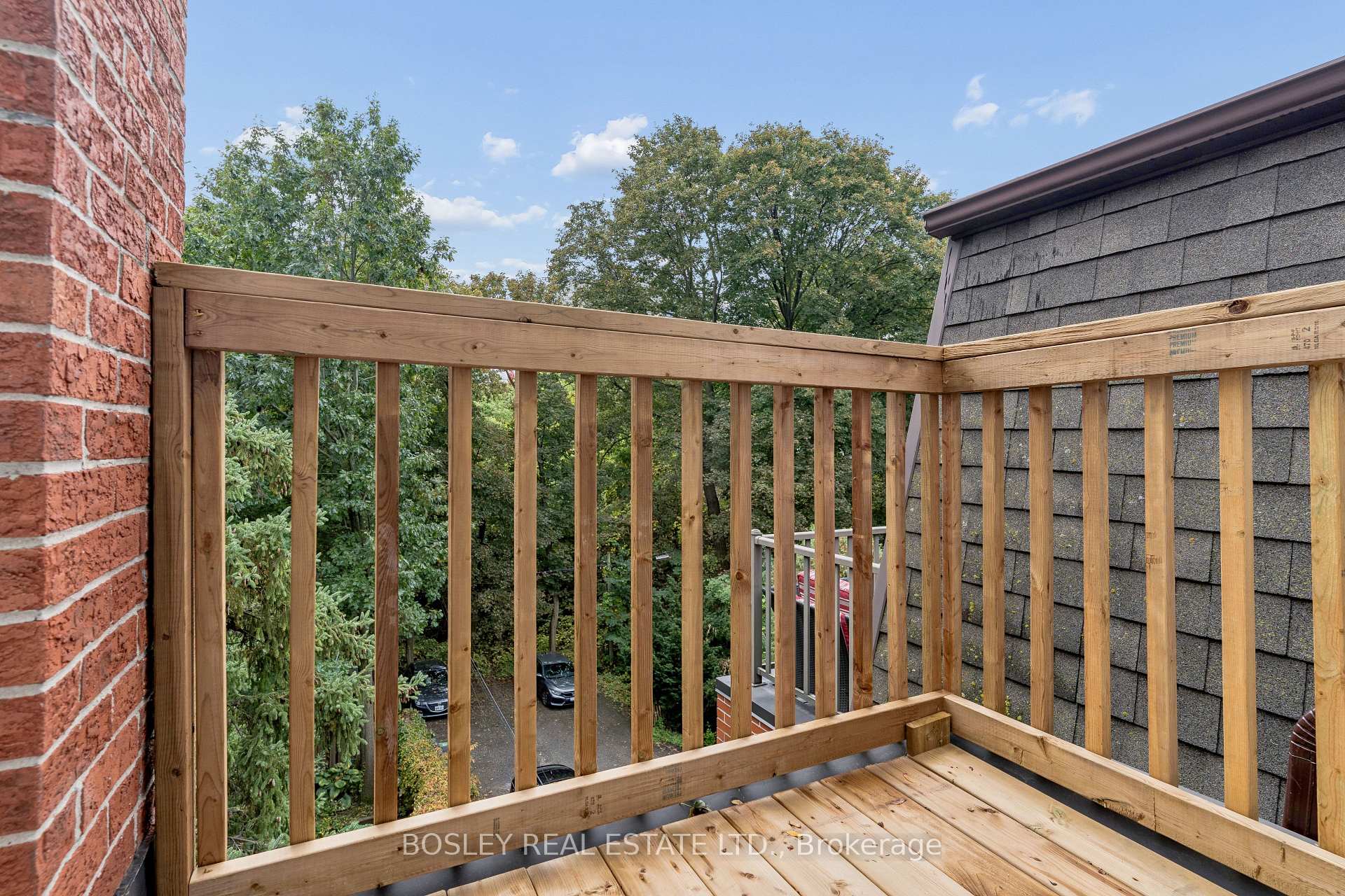 Photo 26 of 37 Hillsview Avenue, Toronto, High Park North — HOMEH