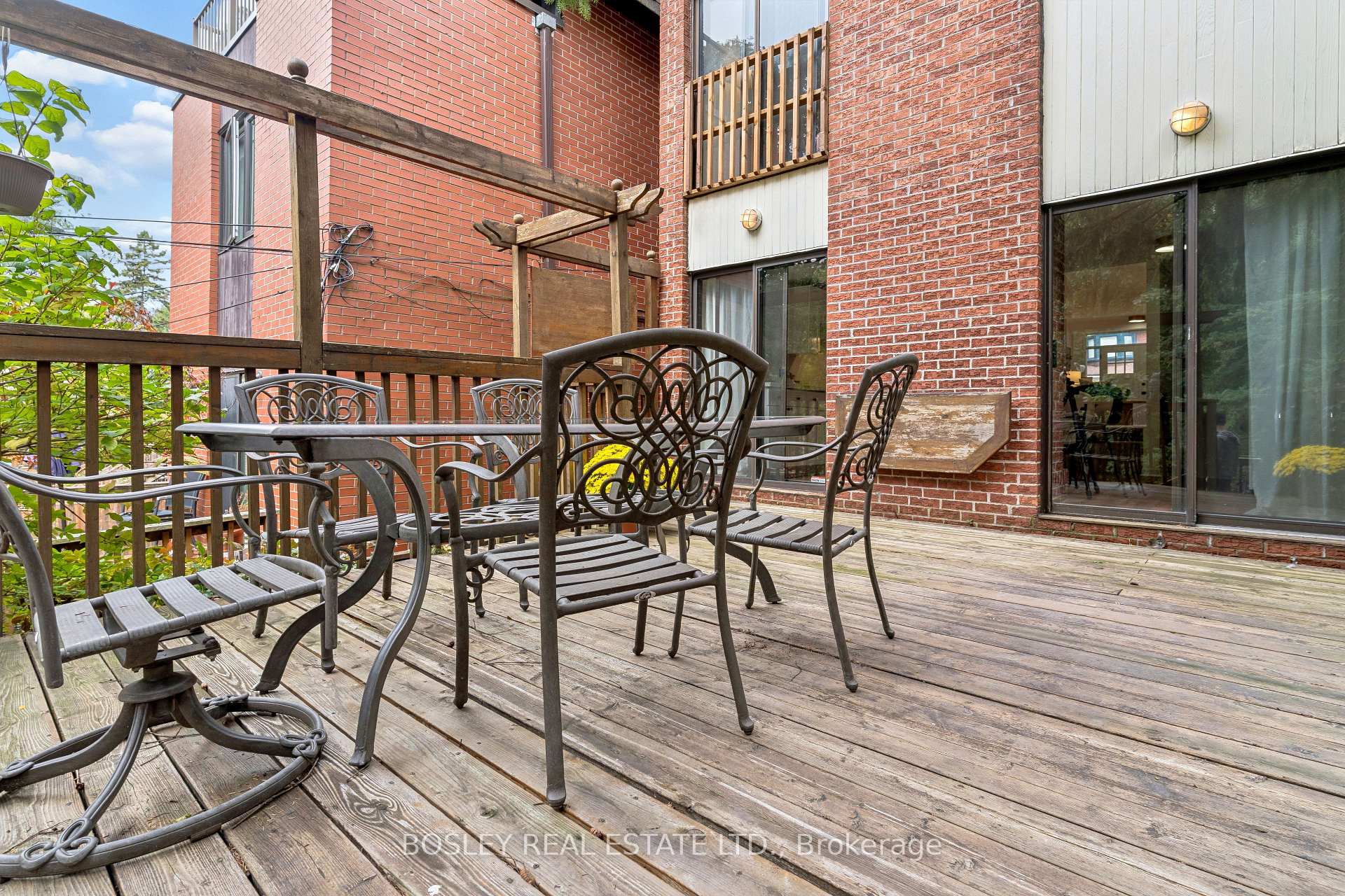 Photo 41 of 37 Hillsview Avenue, Toronto, High Park North — HOMEH
