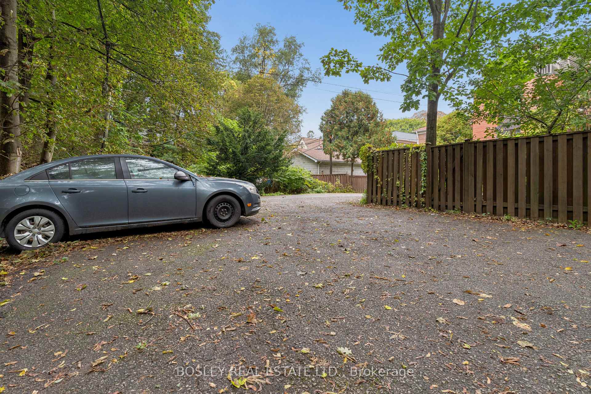 Photo 45 of 37 Hillsview Avenue, Toronto, High Park North — HOMEH
