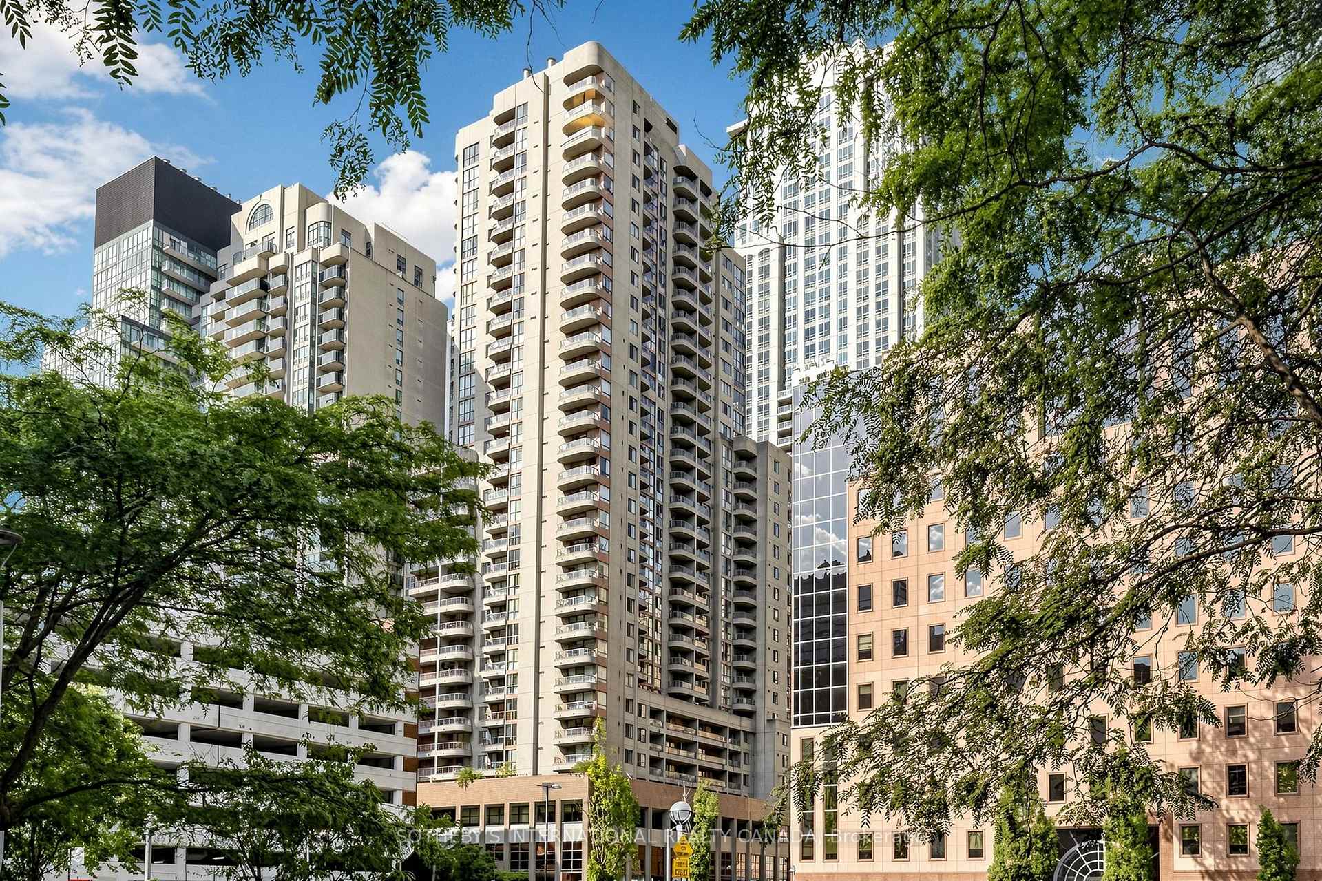 Photo of Unit 502, 736 Bay Street