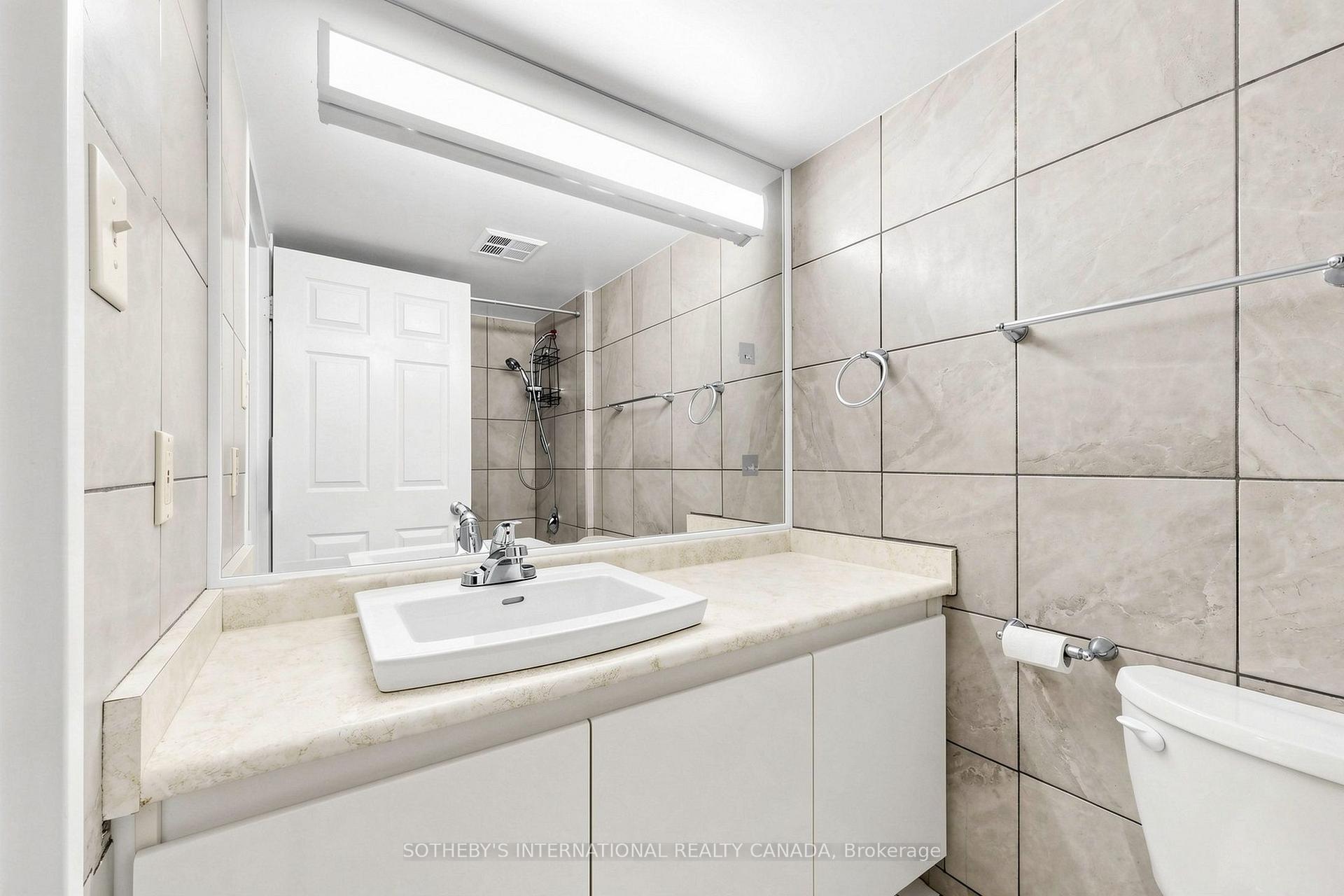 Photo 17 of Unit 502, 736 Bay Street, Toronto, Bay Street Corridor — HOMEH