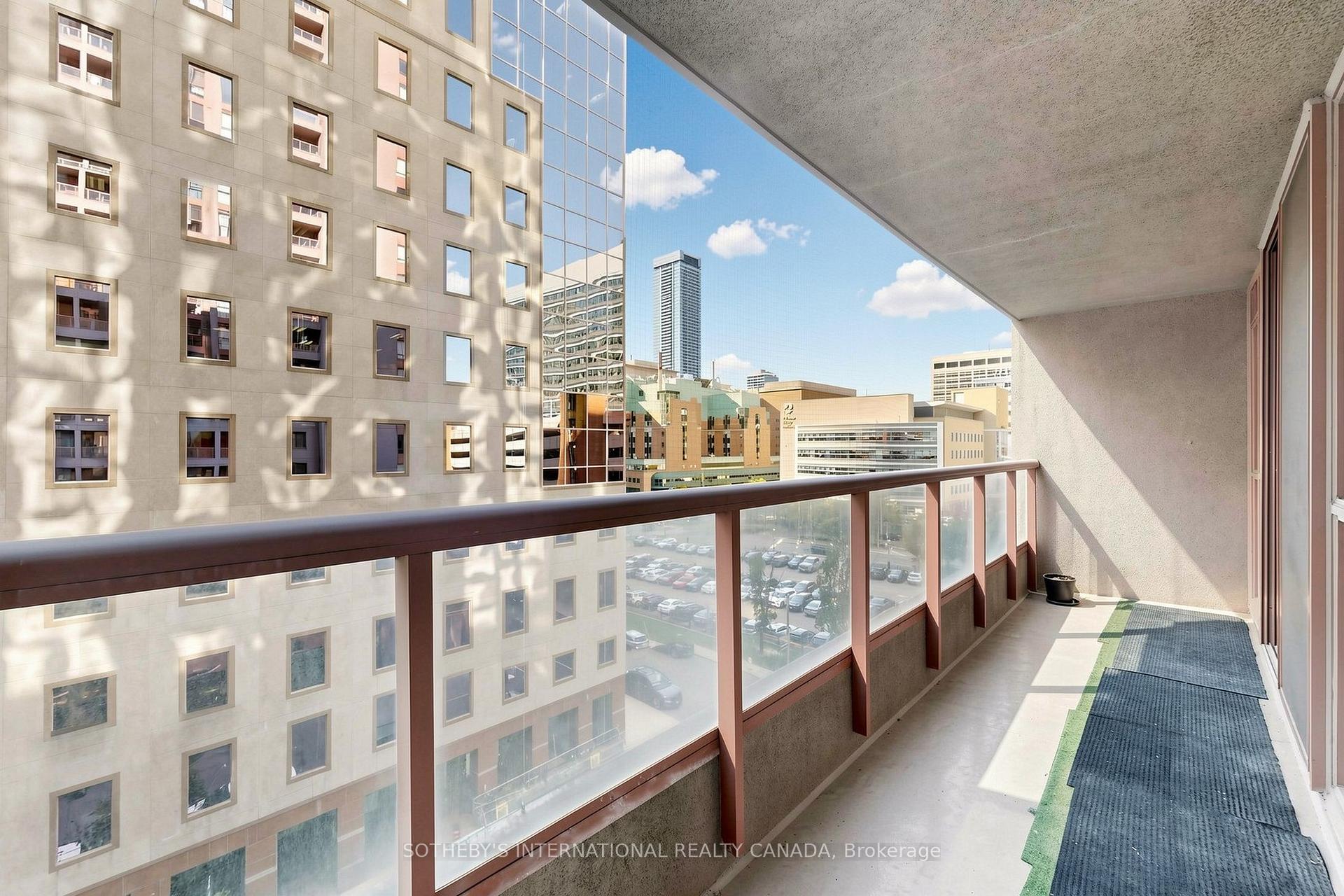 Photo 21 of Unit 502, 736 Bay Street, Toronto, Bay Street Corridor — HOMEH
