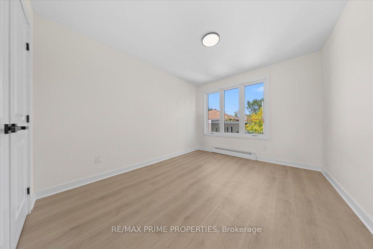 Photo 9 of 207 Carillon Street, Ottawa, Vanier — HOMEH