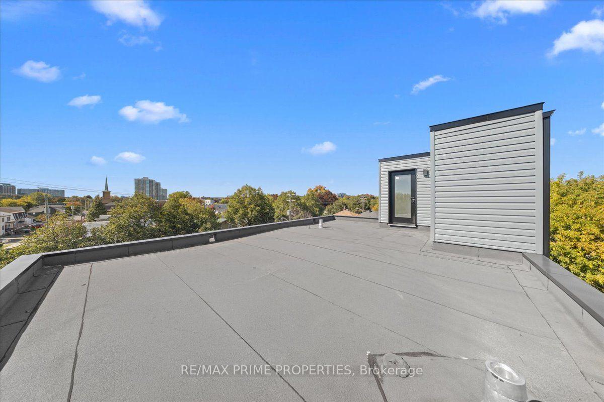 Photo 16 of 207 Carillon Street, Ottawa, Vanier — HOMEH