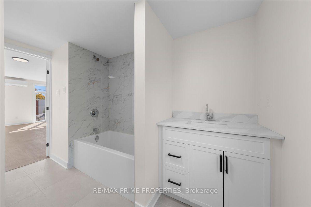 Photo 32 of 207 Carillon Street, Ottawa, Vanier — HOMEH