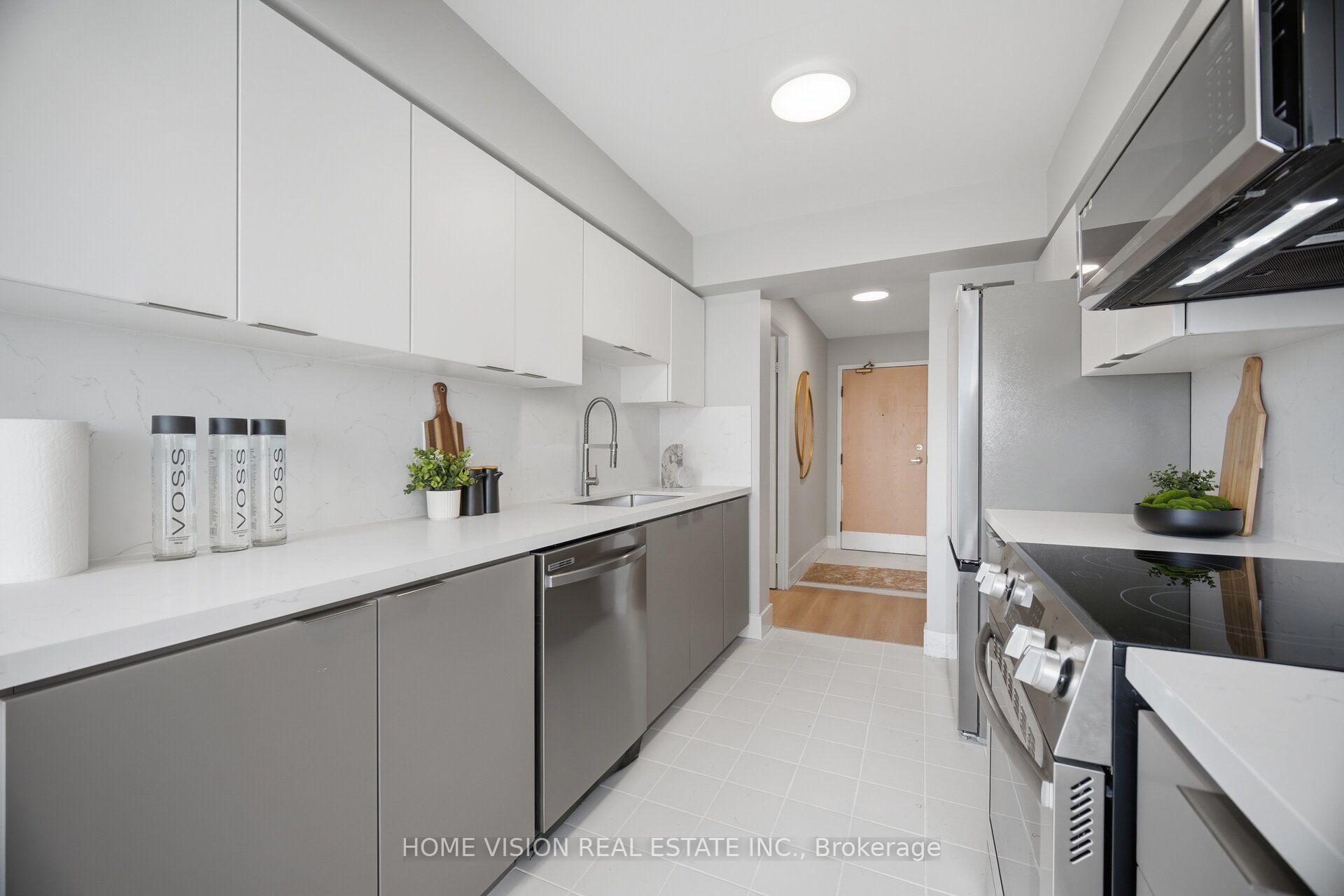 Photo 17 of Unit 1407, 400 Webb Drive S, Mississauga, City Centre — HOMEH