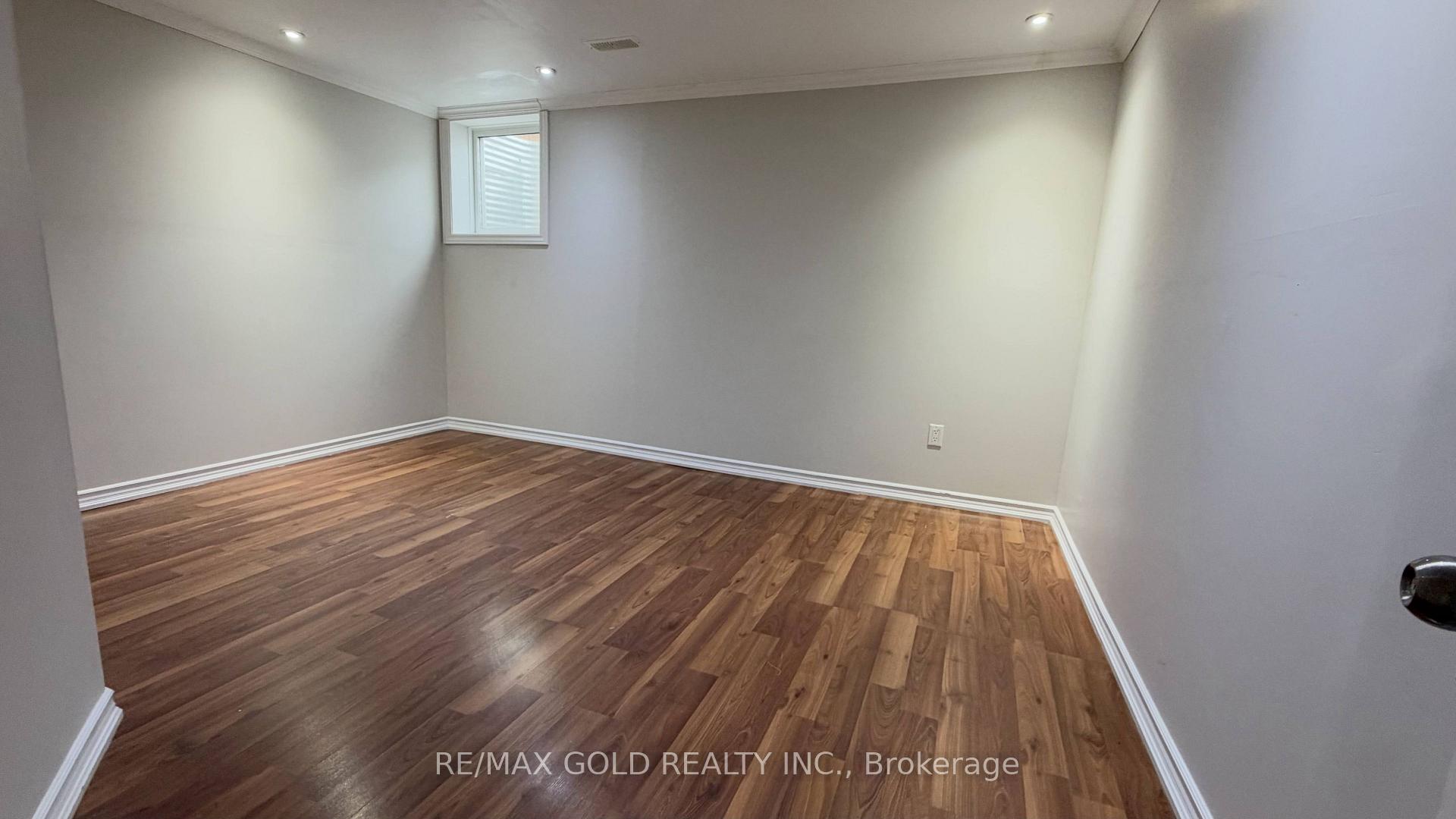 Photo 5 of 244 Brisdale Drive, Brampton, Fletcher's Meadow — HOMEH