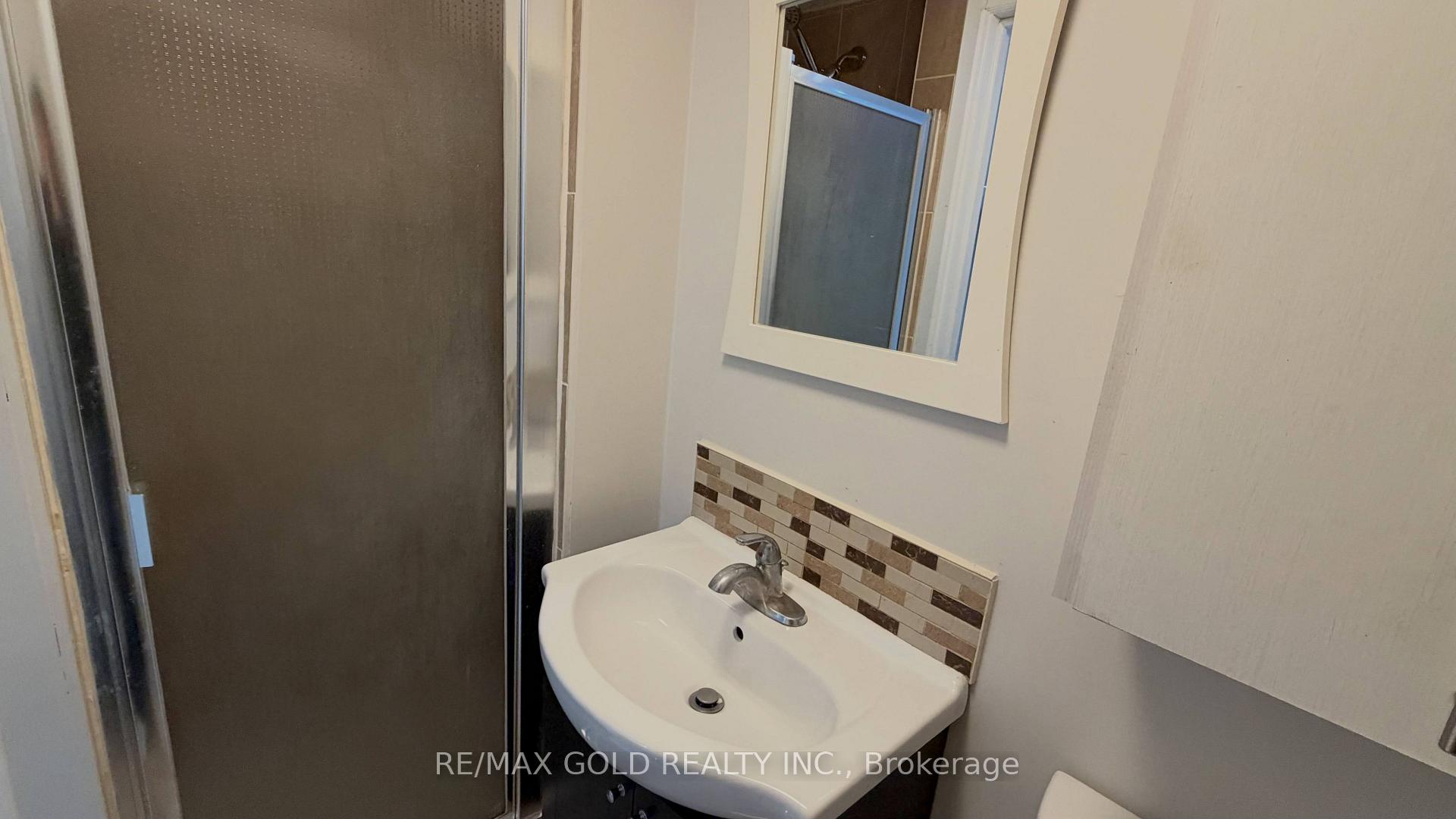 Photo 15 of 244 Brisdale Drive, Brampton, Fletcher's Meadow — HOMEH