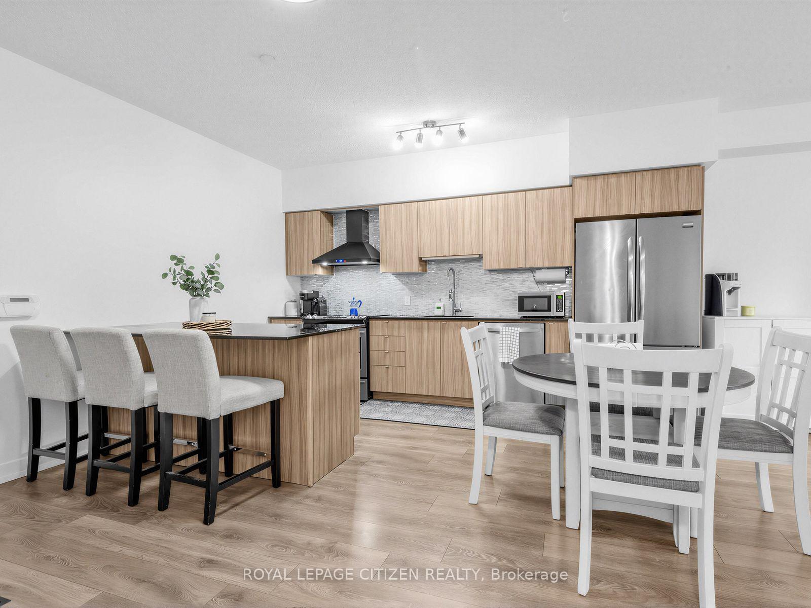 Photo 4 of Unit 309, 69 Boyne Street, New Tecumseth, Alliston — HOMEH