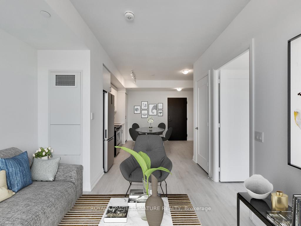 Photo 7 of Unit 603, 412 Silver Maple Road, Oakville, Joshua Meadows — HOMEH