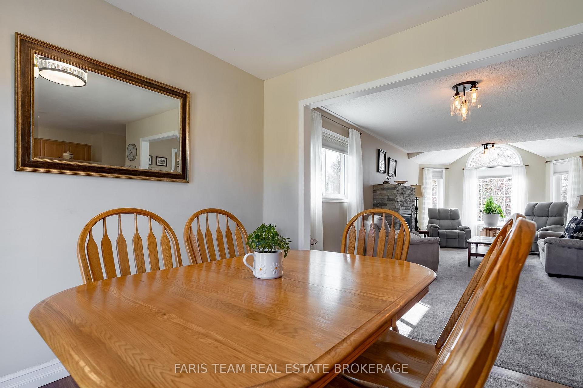 Photo 7 of 59 Carter Crescent, Orillia — HOMEH