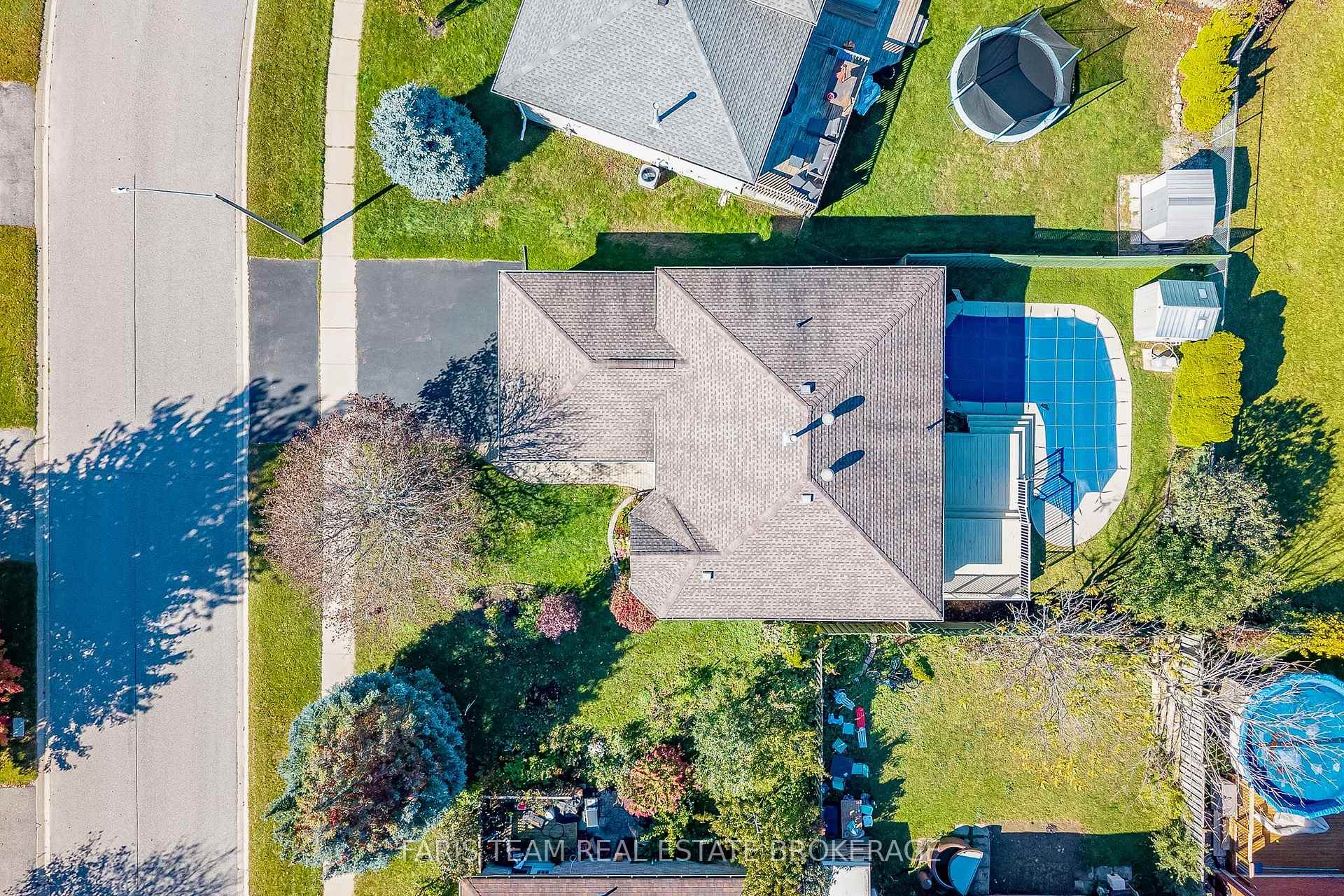 Photo 20 of 59 Carter Crescent, Orillia — HOMEH