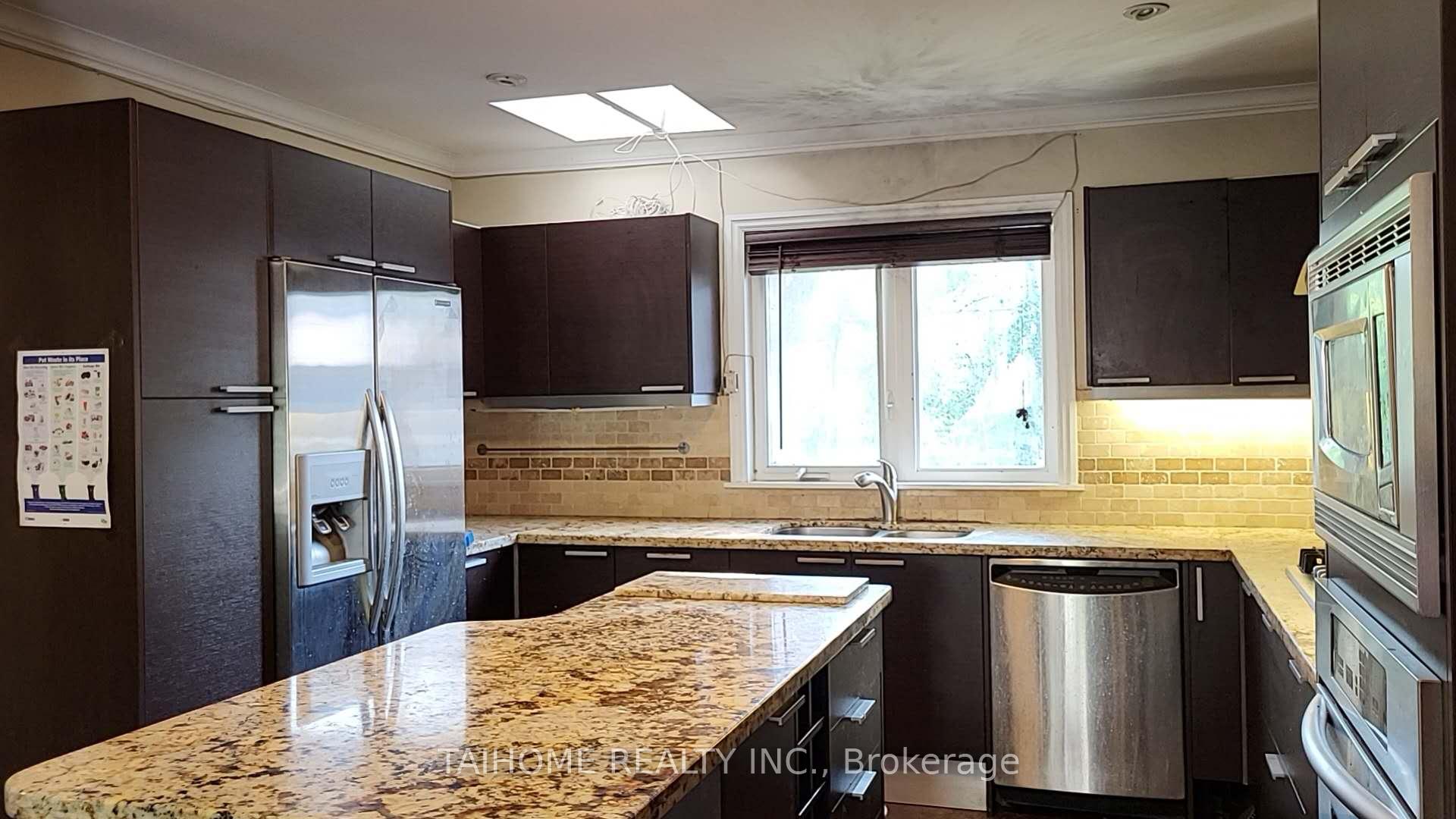 Photo 8 of 6 Vonda Avenue, North York, Willowdale East — HOMEH