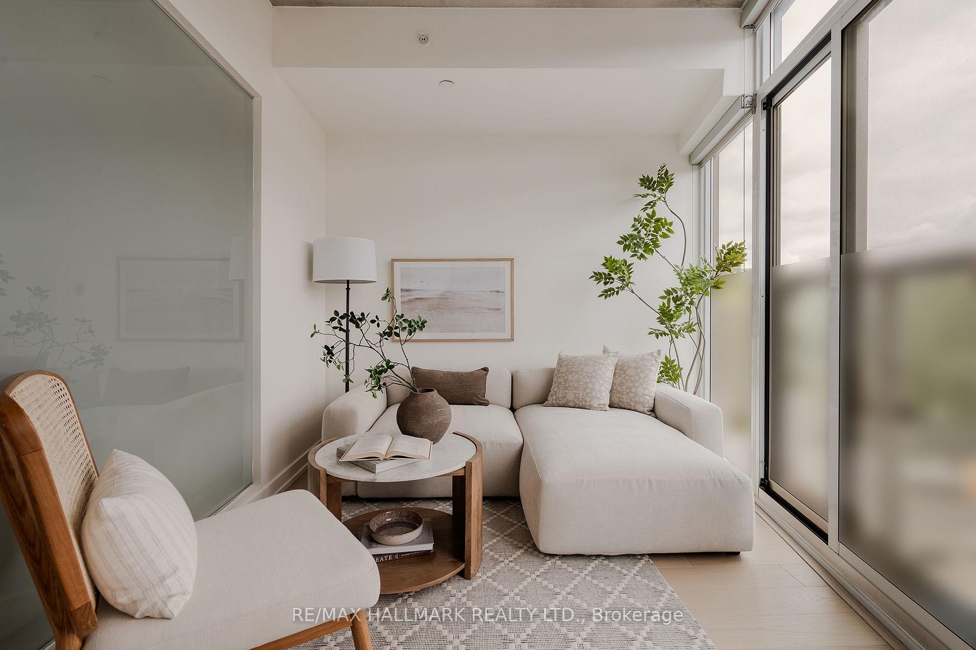Photo 4 of Unit 404, 60 Haslett Avenue, Toronto, The Beaches — HOMEH