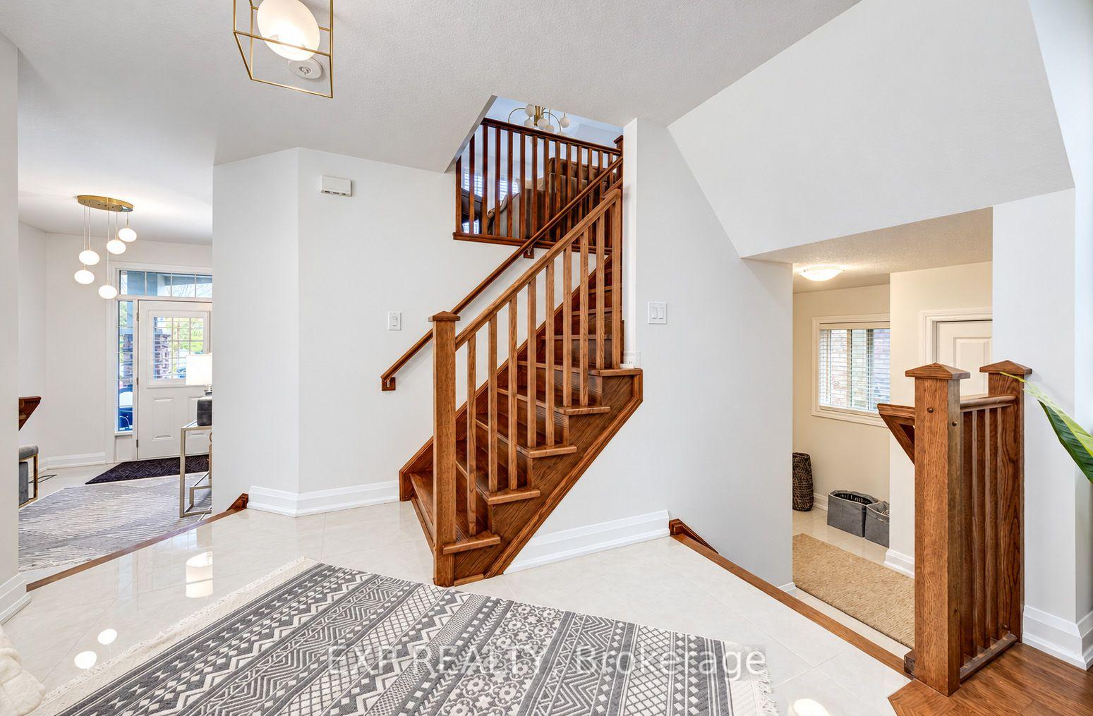 Photo 18 of 79 Riehm Street, Kitchener, Laurentian Hills/Country Hills W — HOMEH