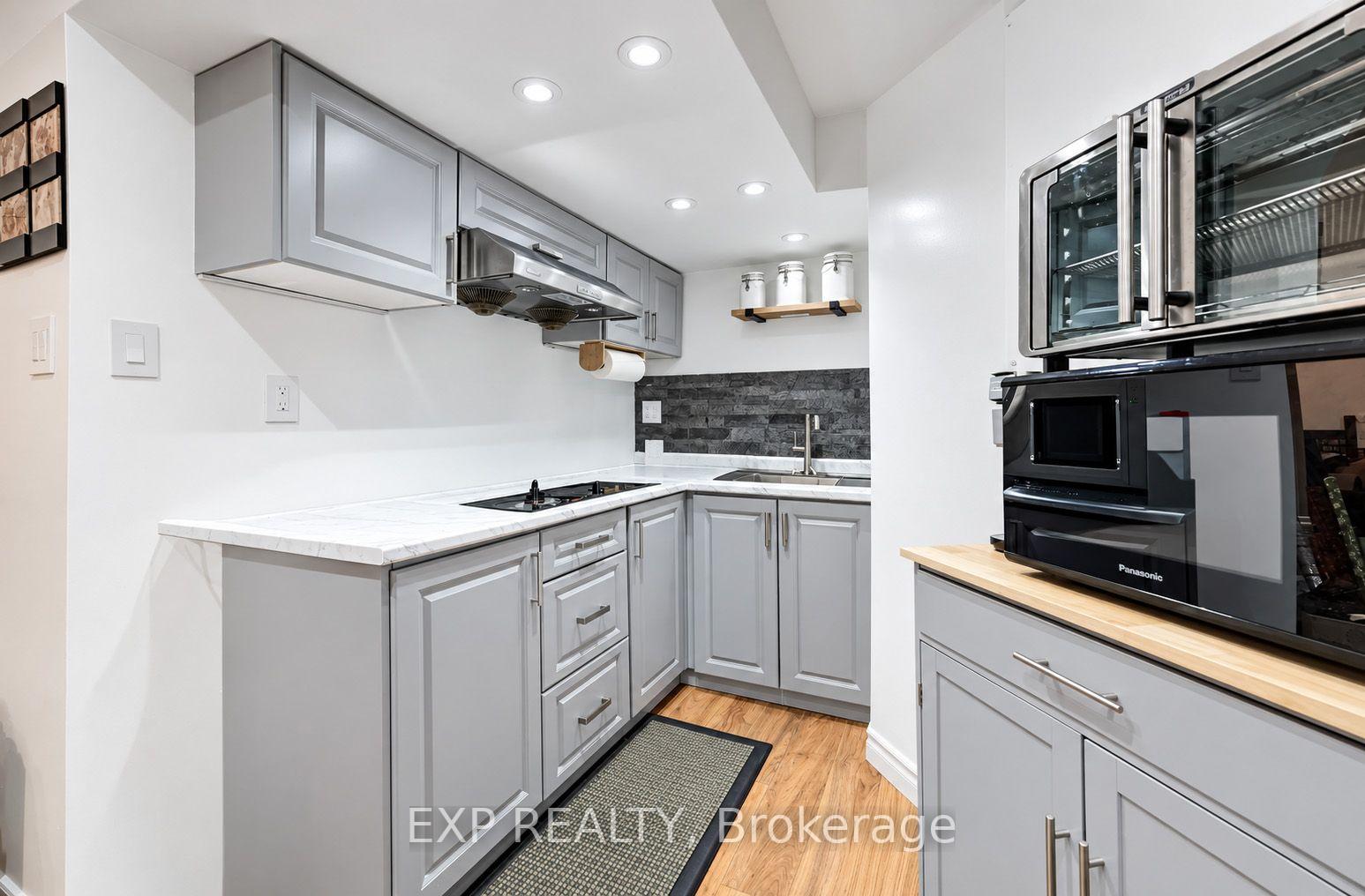 Photo 28 of 79 Riehm Street, Kitchener, Laurentian Hills/Country Hills W — HOMEH