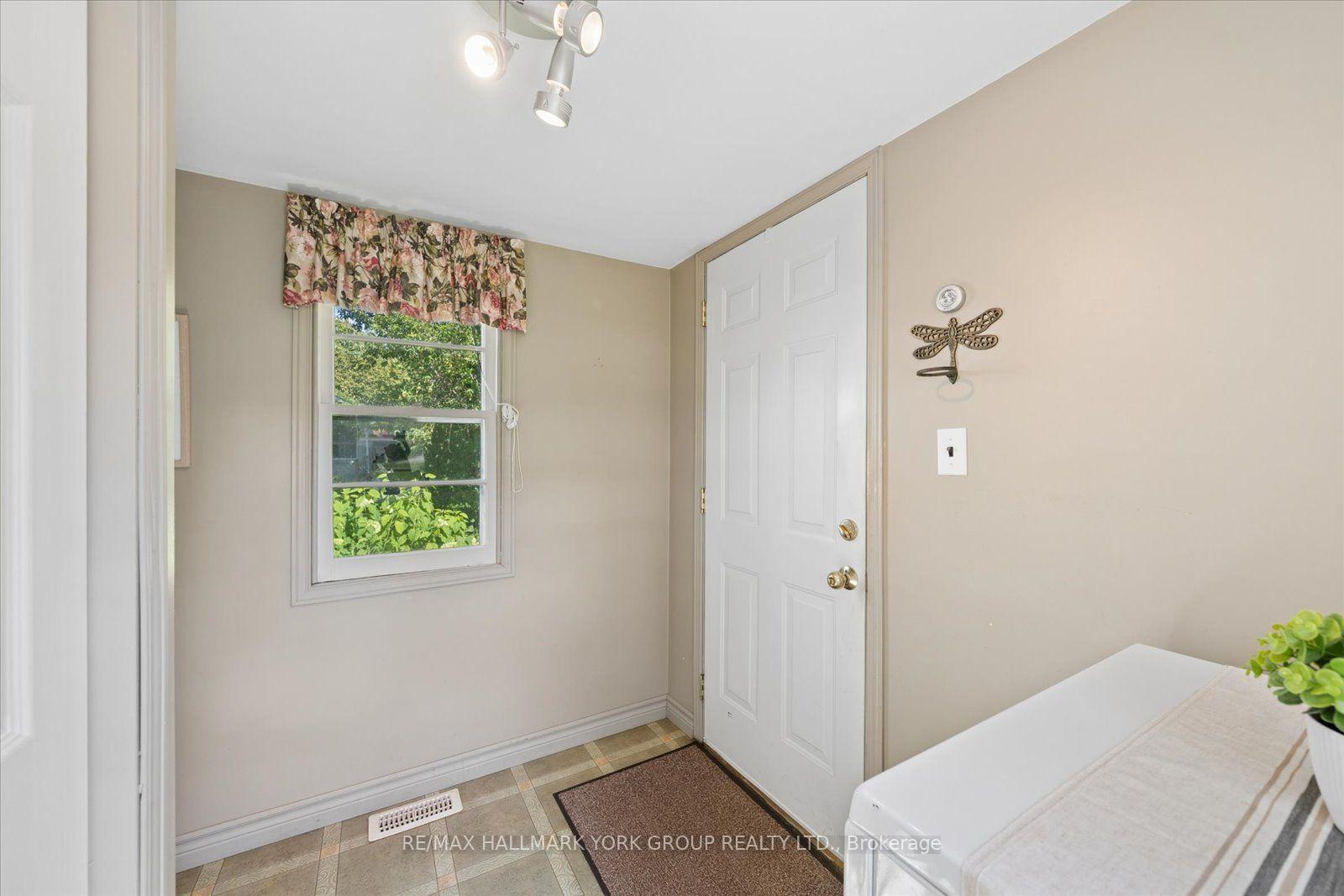 Photo 5 of 432 Catering Road, Georgina, Sutton & Jackson's Point — HOMEH
