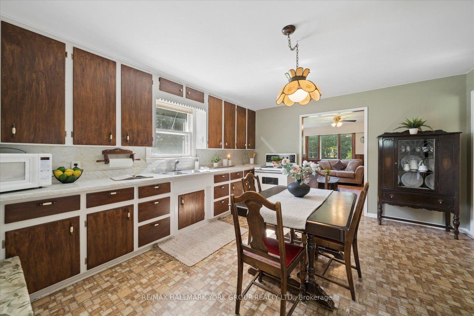 Photo 10 of 432 Catering Road, Georgina, Sutton & Jackson's Point — HOMEH