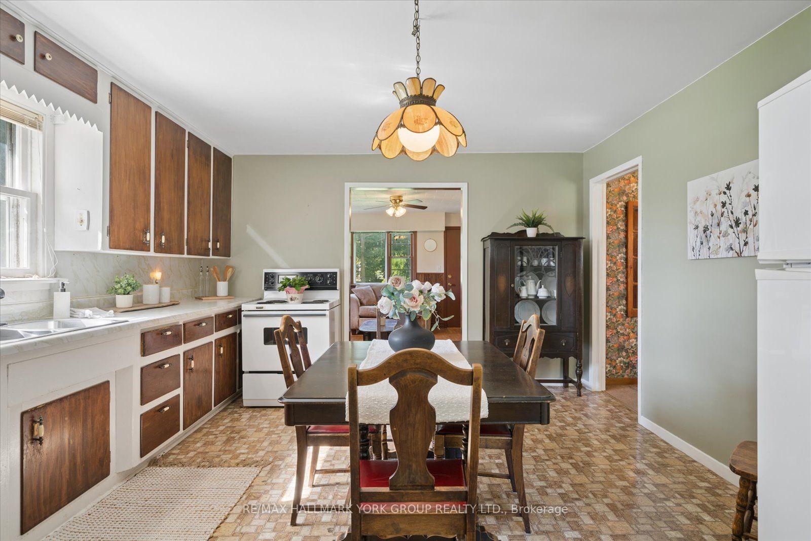 Photo 11 of 432 Catering Road, Georgina, Sutton & Jackson's Point — HOMEH