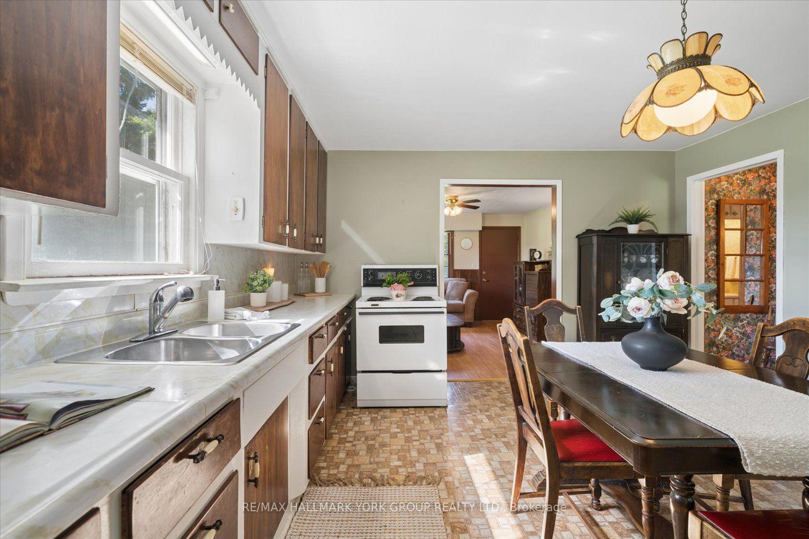 Photo 12 of 432 Catering Road, Georgina, Sutton & Jackson's Point — HOMEH