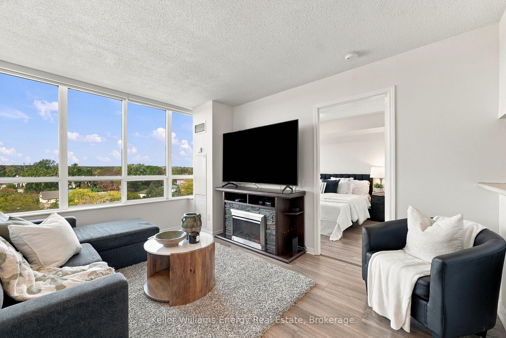 Photo 2 of Unit 705, 1200 The Esplanade N, Pickering, Town Centre — HOMEH