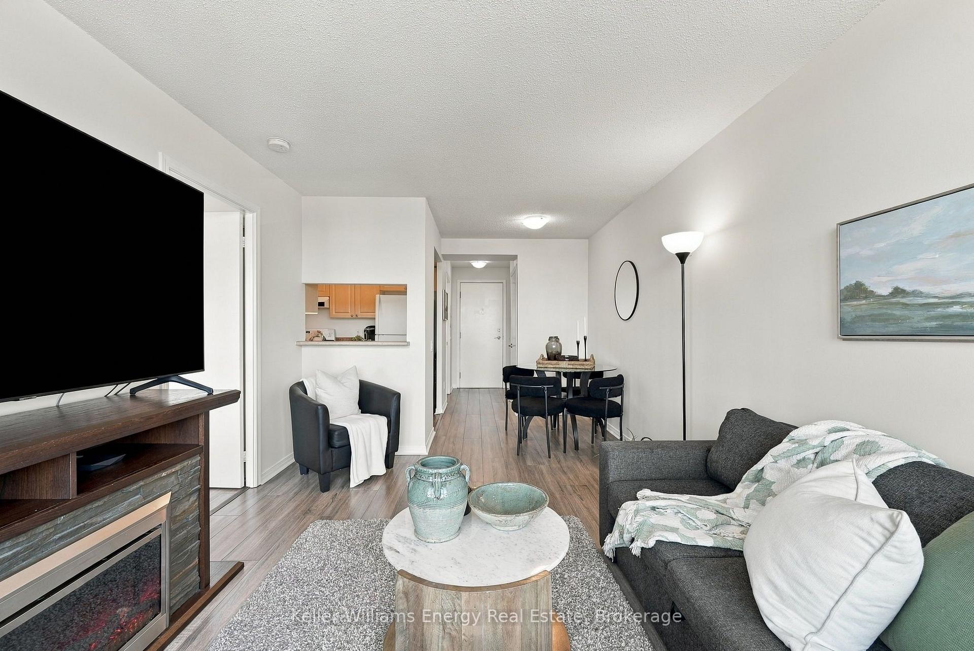 Photo 5 of Unit 705, 1200 The Esplanade N, Pickering, Town Centre — HOMEH