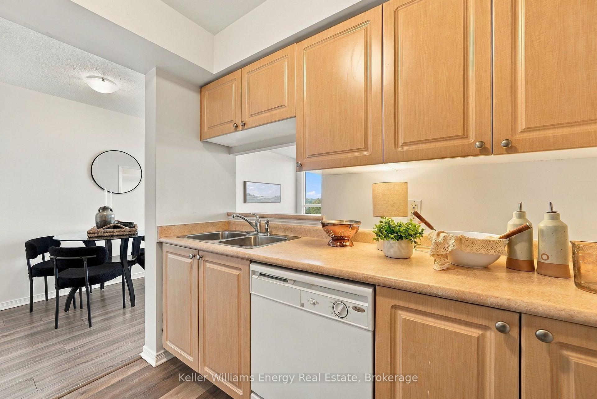 Photo 10 of Unit 705, 1200 The Esplanade N, Pickering, Town Centre — HOMEH