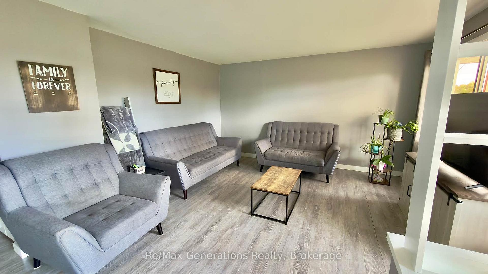 Photo 4 of 177 Matthews Street, Thunder Bay, Shuniah — HOMEH