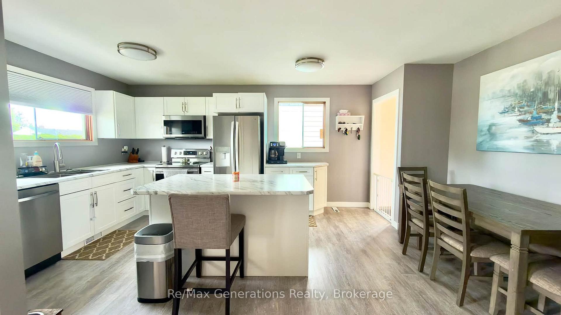 Photo 7 of 177 Matthews Street, Thunder Bay, Shuniah — HOMEH