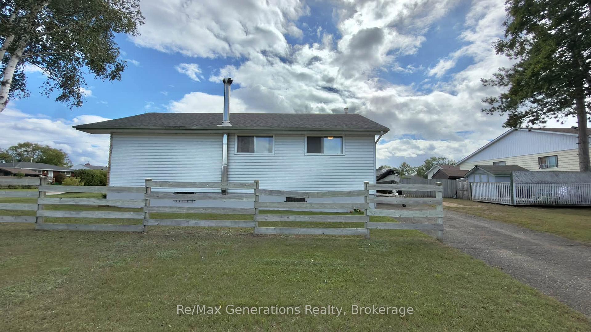 Photo 23 of 177 Matthews Street, Thunder Bay, Shuniah — HOMEH