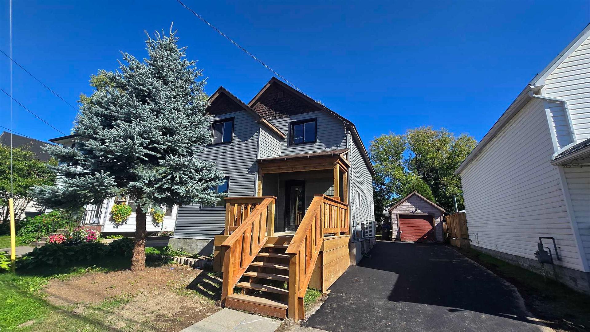 Photo of 404 John Street